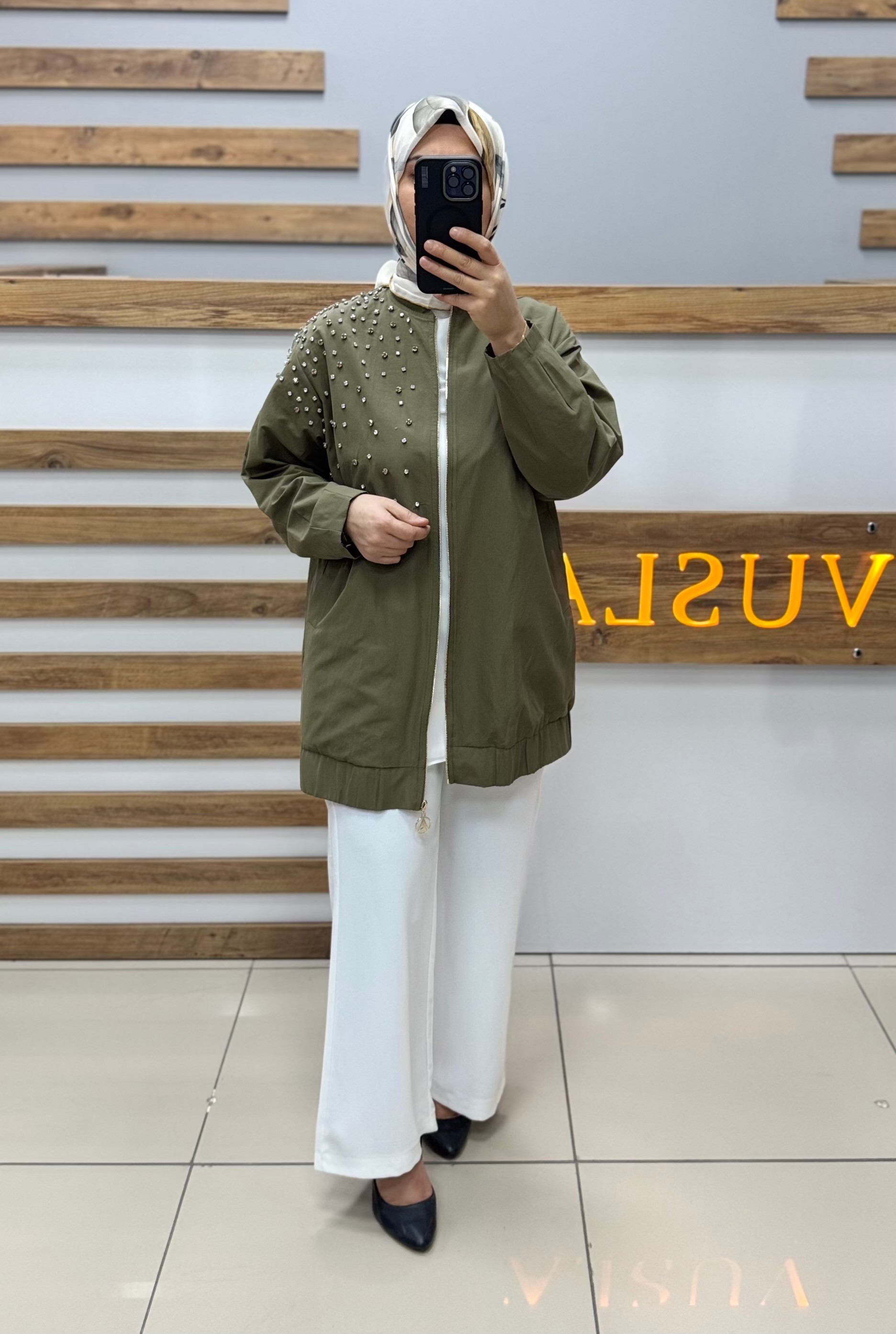 ARMİNE TREND Taş İşlemeli Ceket 25YT512