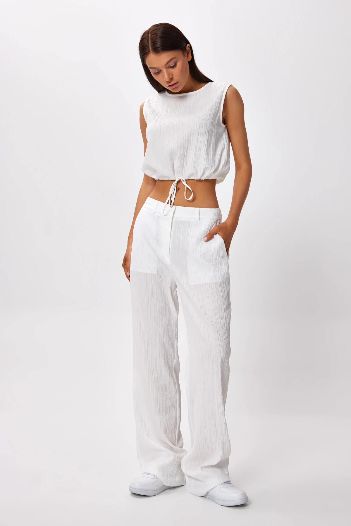 Düz Kesim Pliseli Dokulu Pantolon - ekru