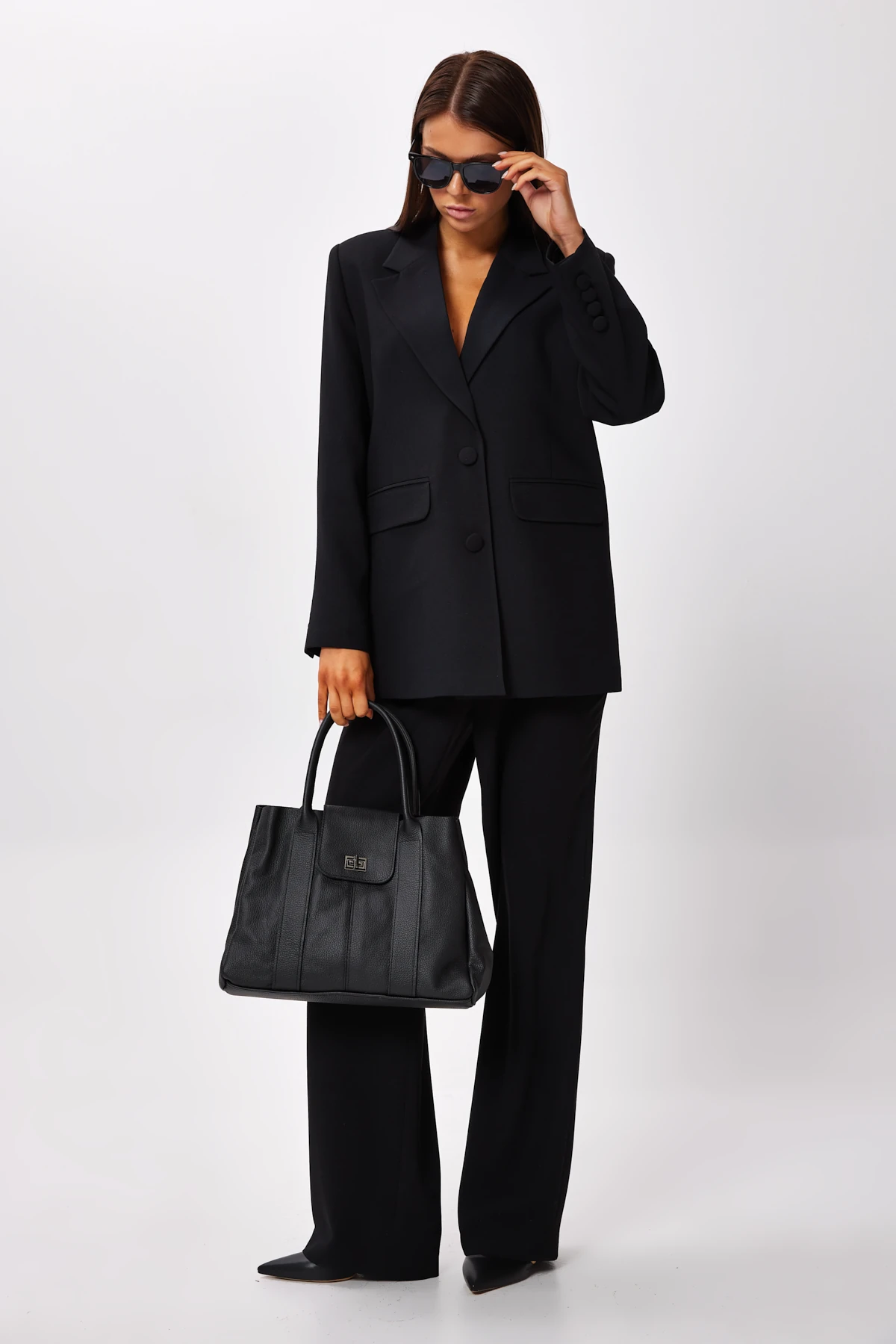 Klasik Kesim İki Düğmeli Ceket - Siyah