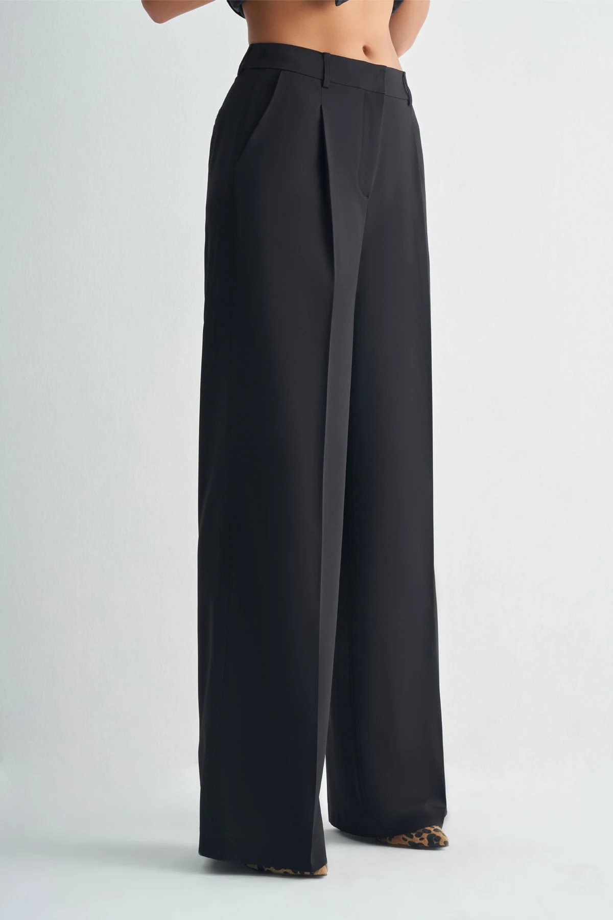 Dökümlü Şık Pantolon - Siyah