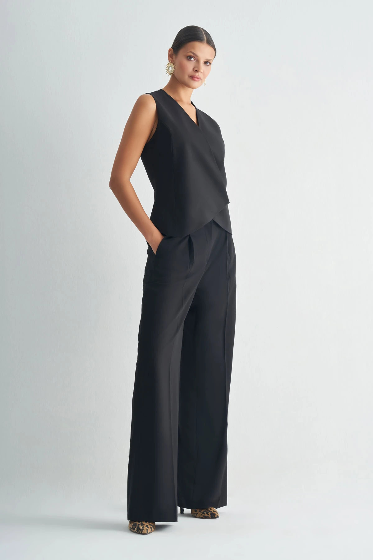 Anvelop Kapamalı Yelek - Siyah