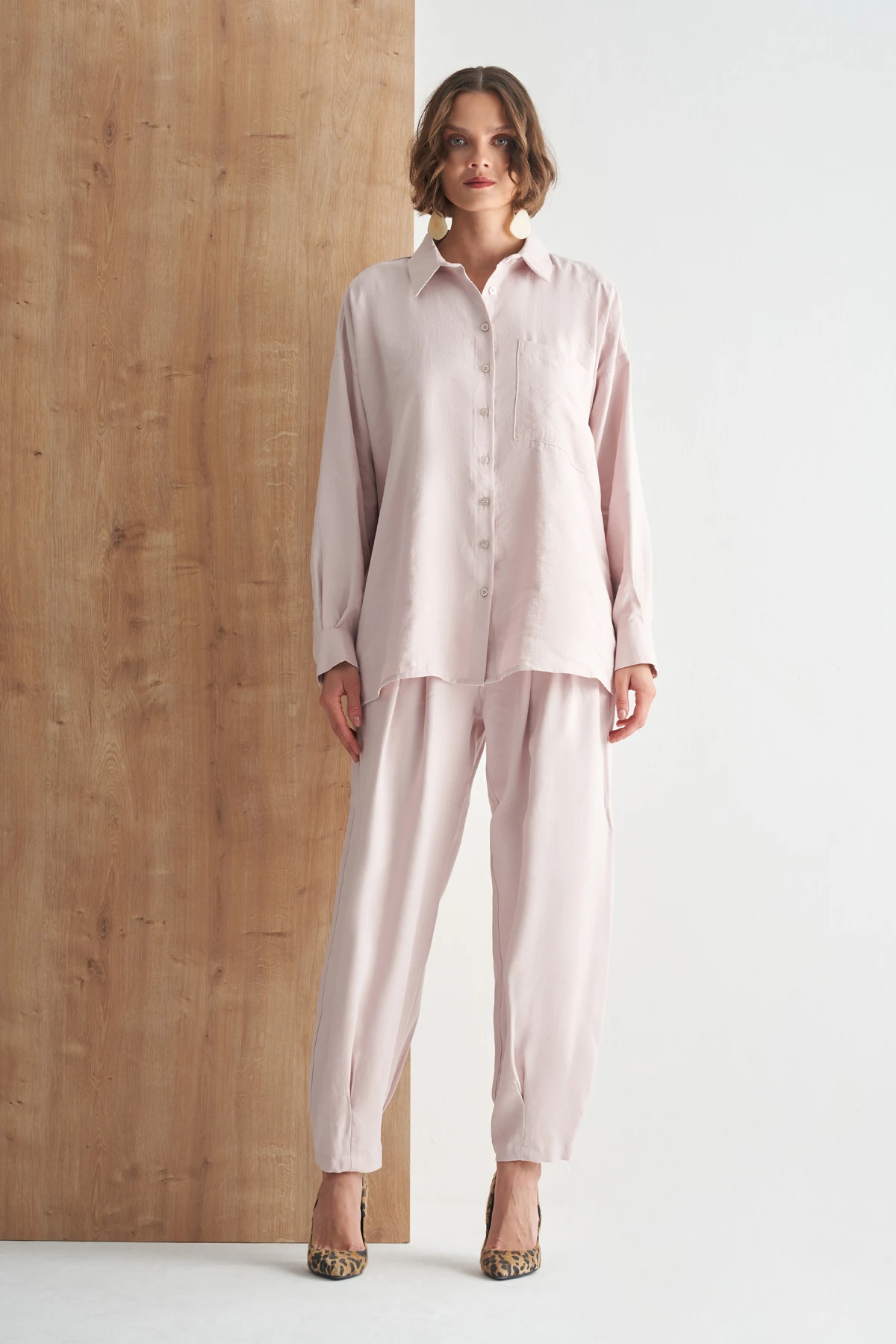 Oversize Kesim Modal Yumuşak Dokulu Kadın Gömlek - BEJ