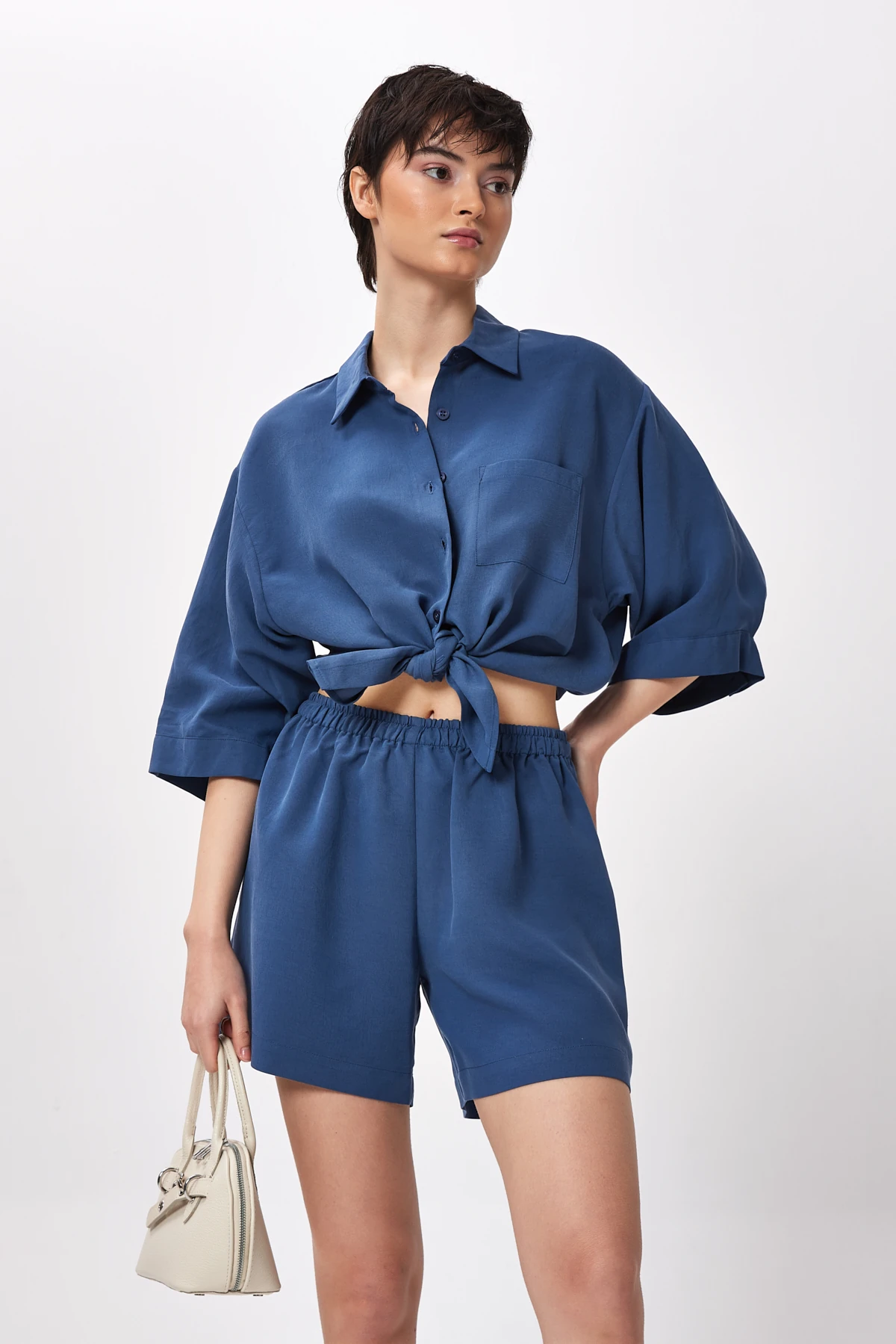 Rahat Kalıp Yüksek Bel Şort - İndigo