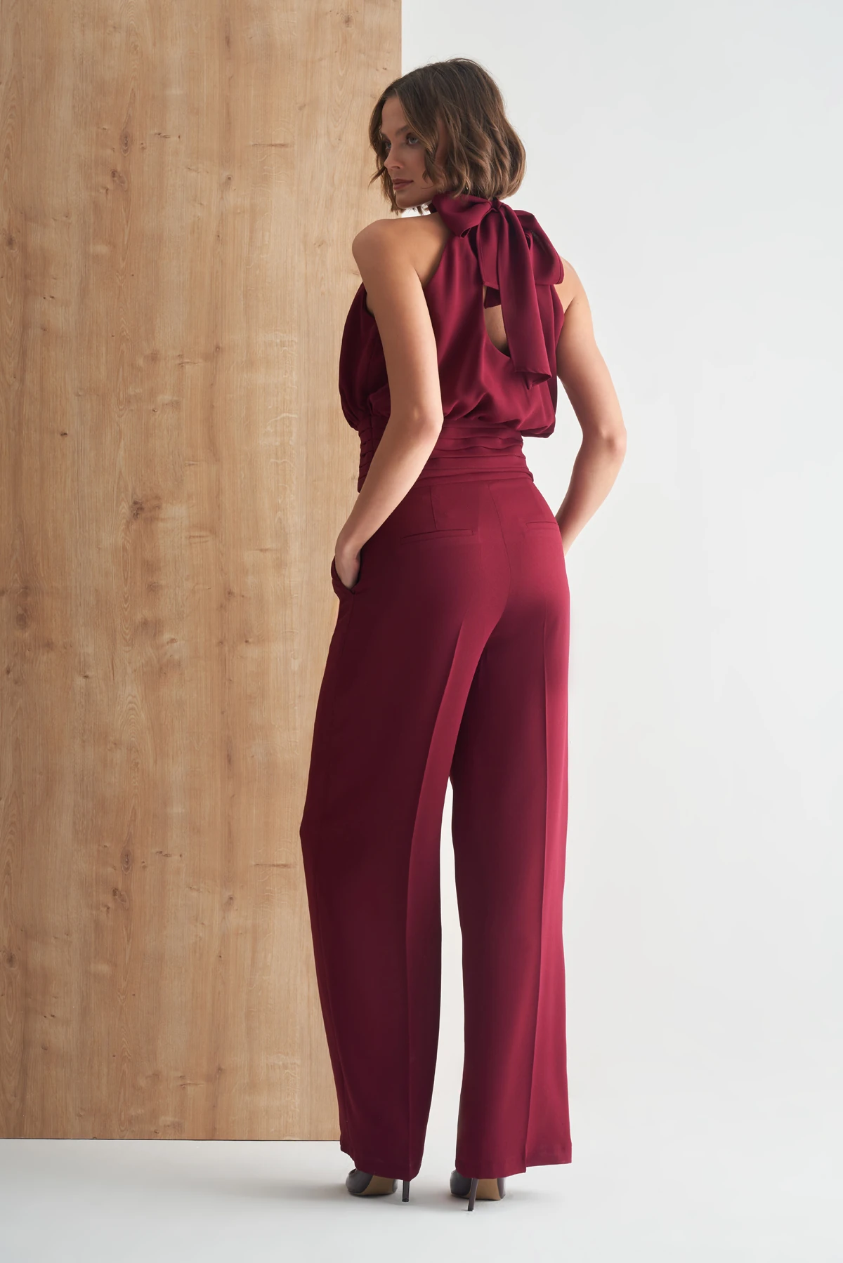 Boyundan Bağlamalı Şık Bluz - bordo