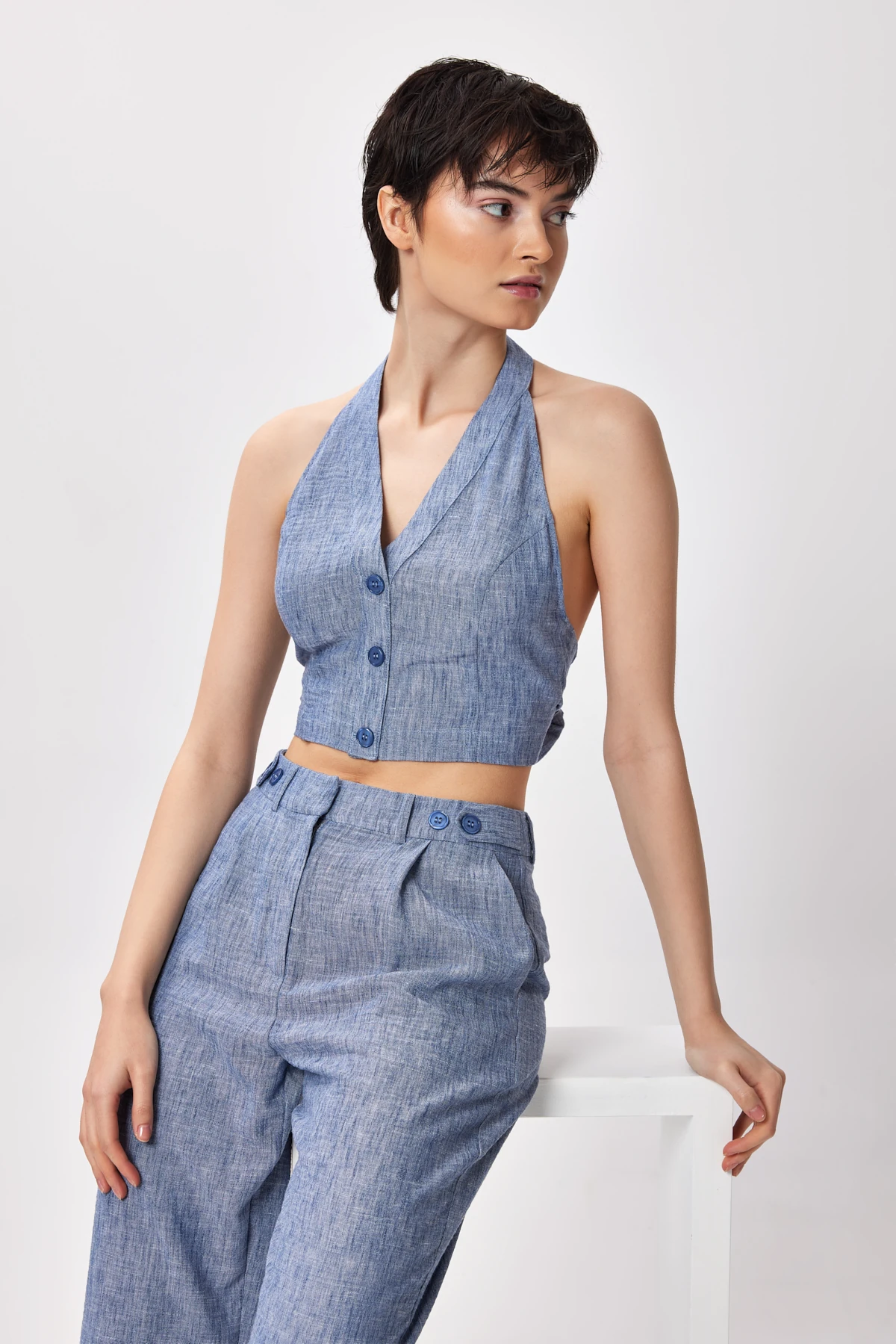 Düğme Detaylı Halter Yaka Crop Bluz - mavi