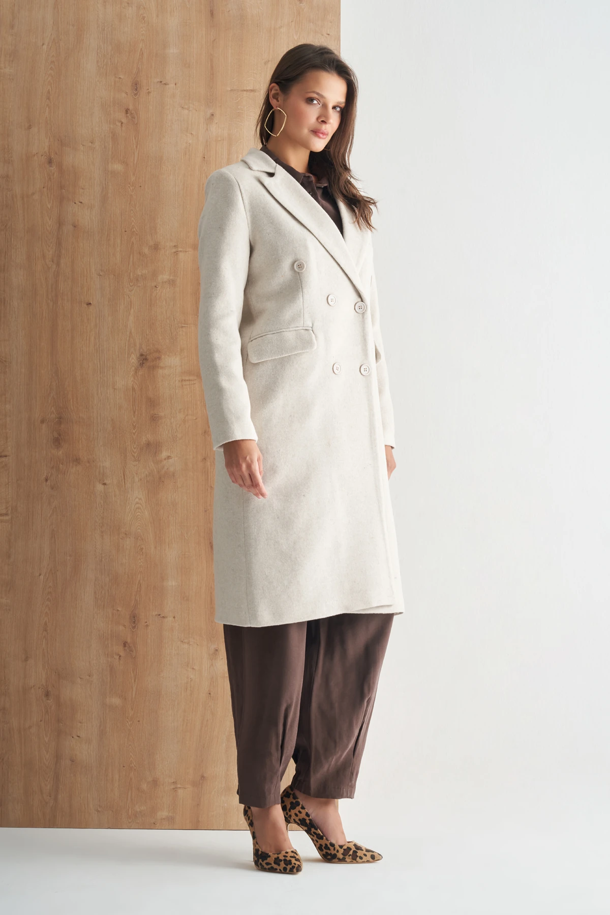 Çift Düğmeli Uzun Klasik Kaban - ekru