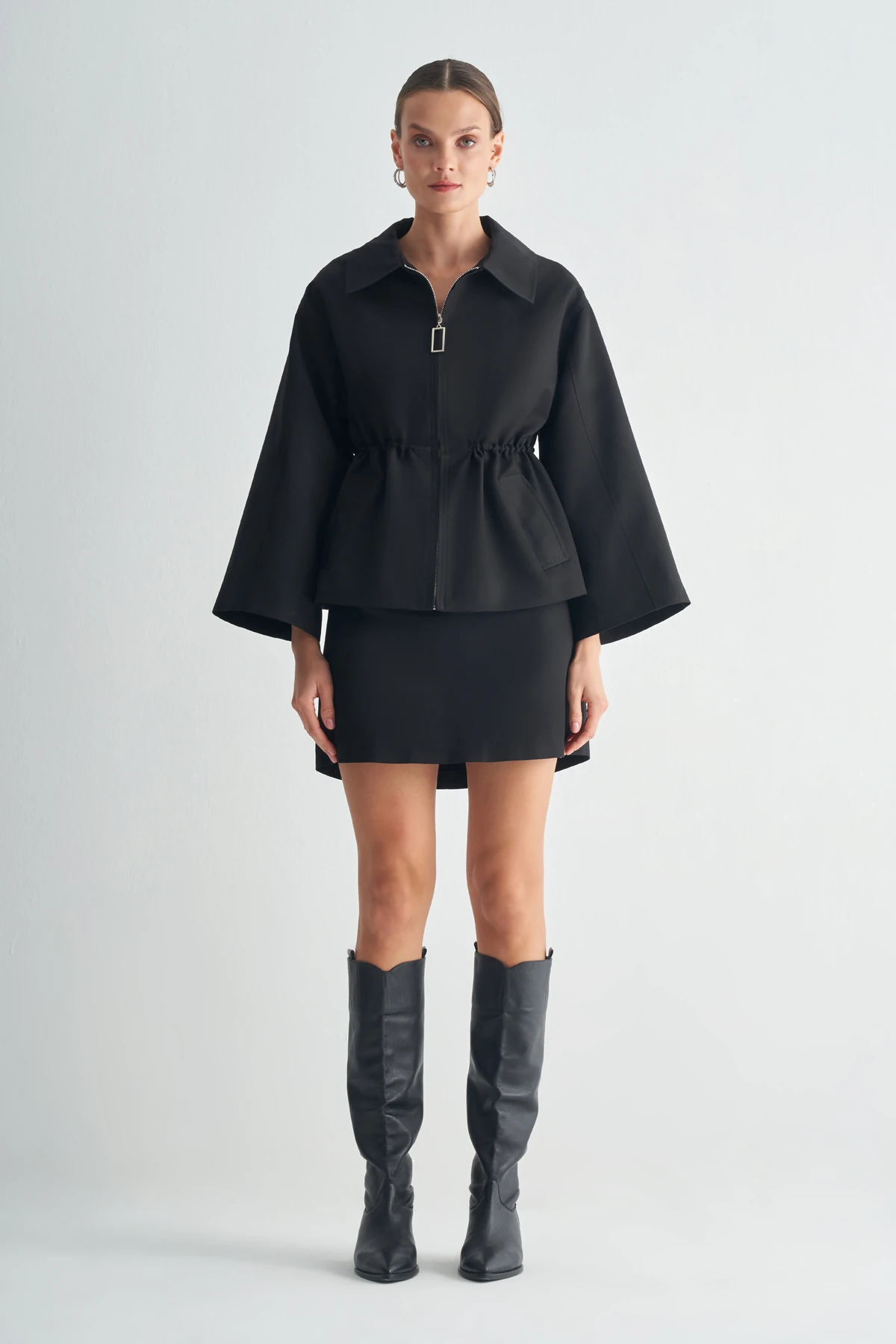 Kadın Fermuarlı Oversize Beli Lastikli Şık Ceket