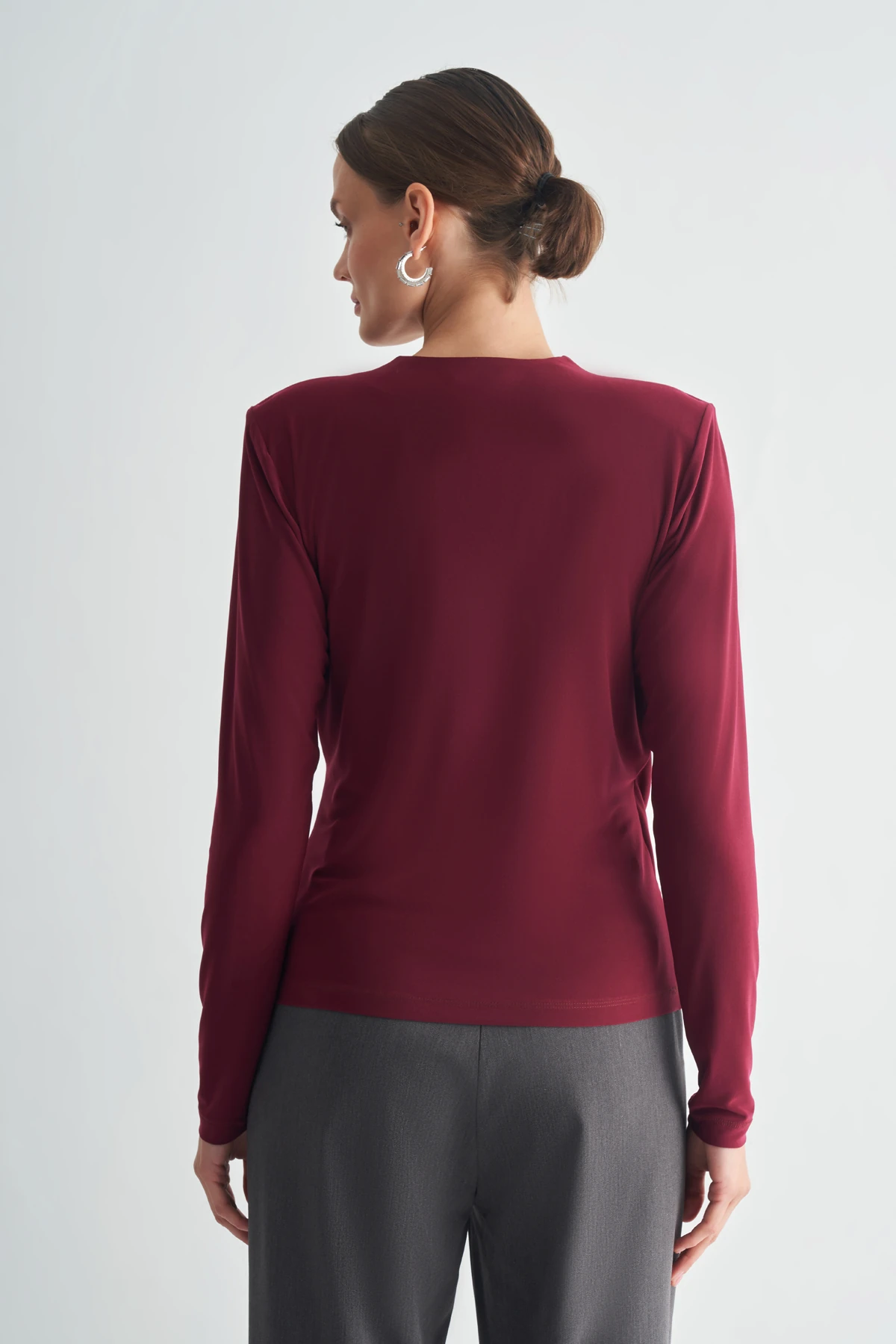 Şık Drapeli V Yaka Uzun Kollu Kadın Bluz