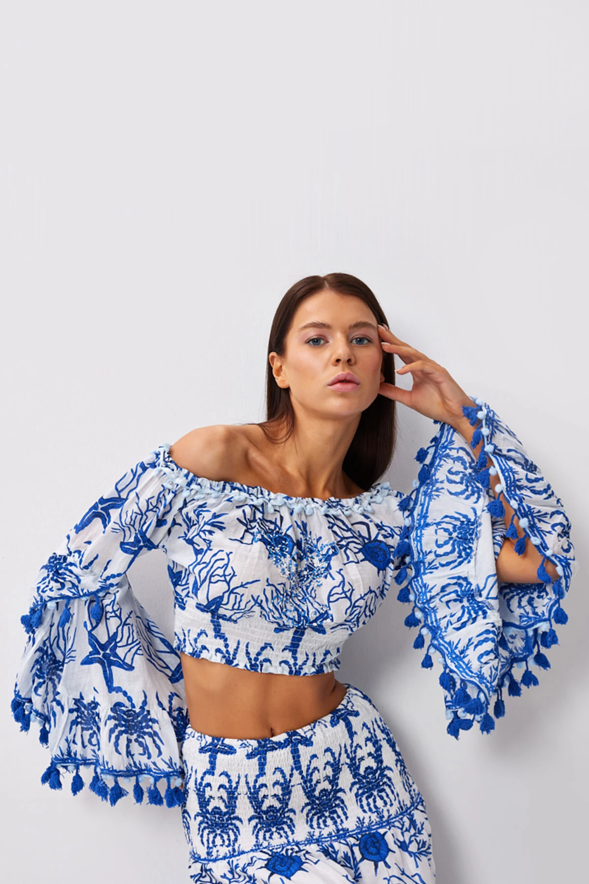 Püskül Detaylı Crop Bluz - mavi