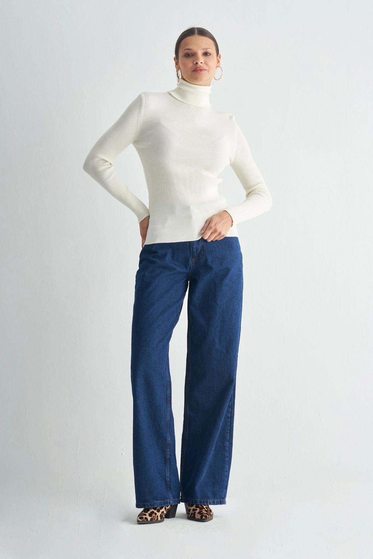 Tam Balıkçı Yaka Fitilli Triko Kazak - ekru