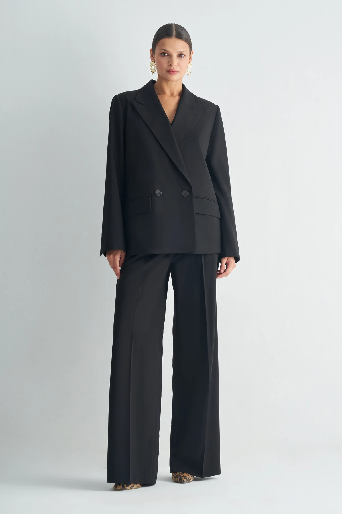 Çift Düğmeli Oversize Blazer Ceket – Klasik Yaka, Rahat Kesim