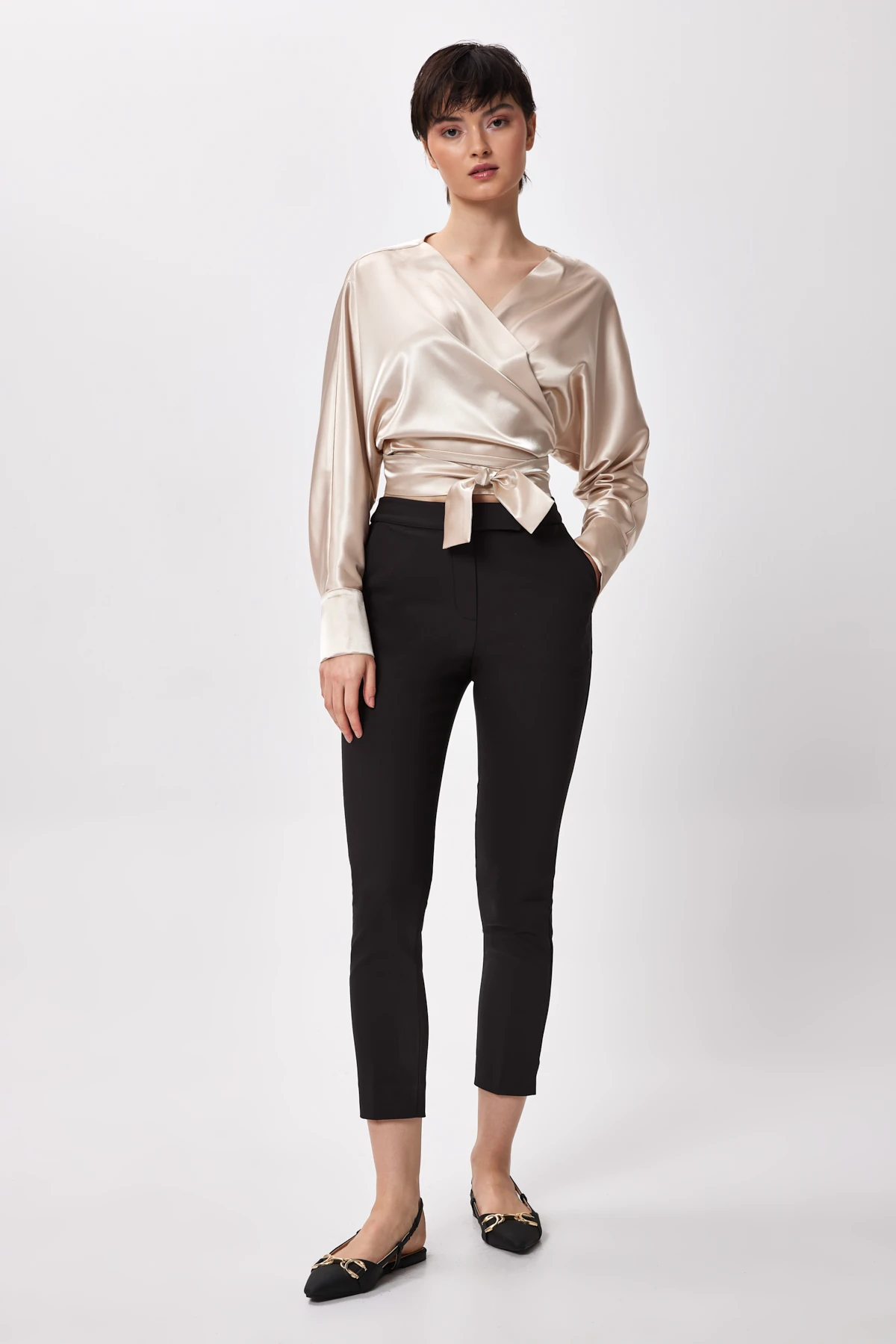 Kruvaze Bağlamalı Gömlek - BEJ