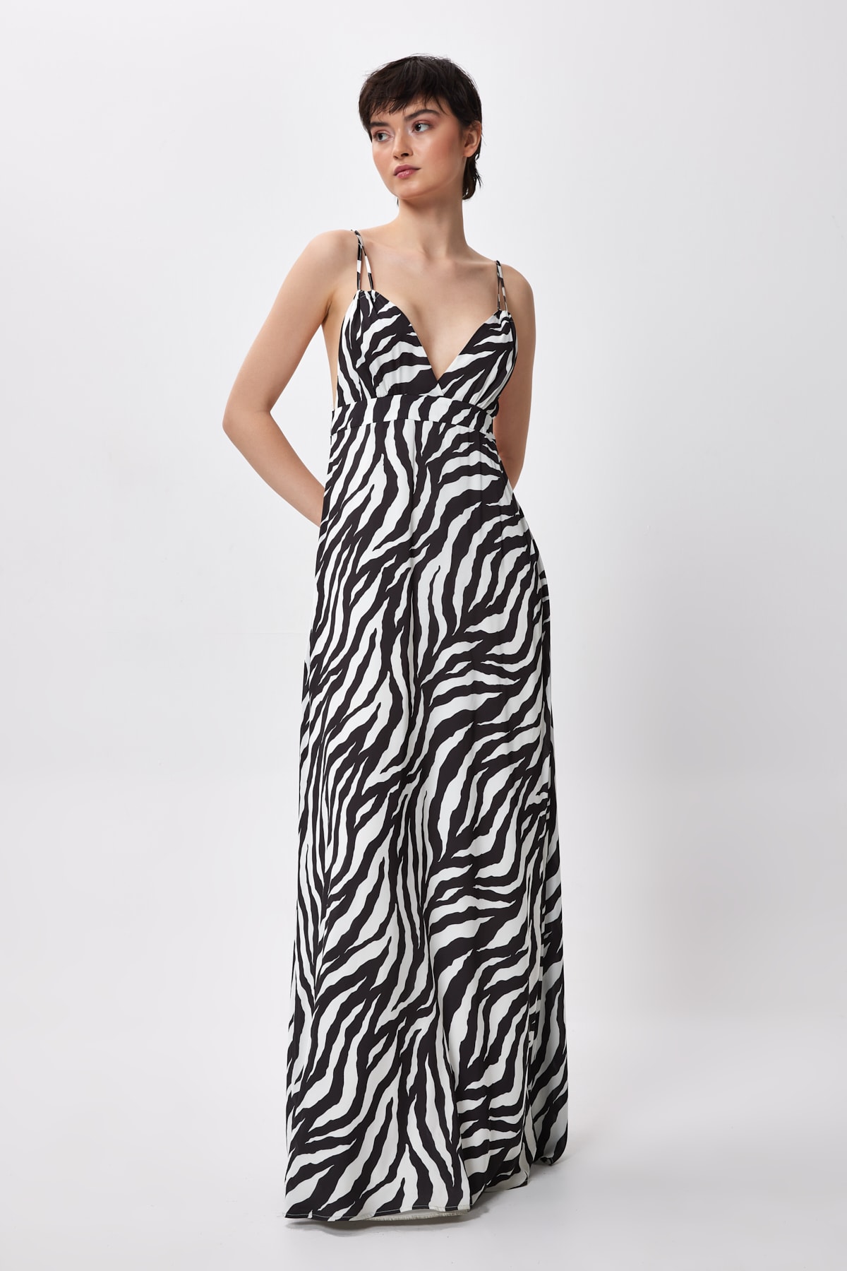 Zebra Desenli Askılı Uzun Elbise - Siyah