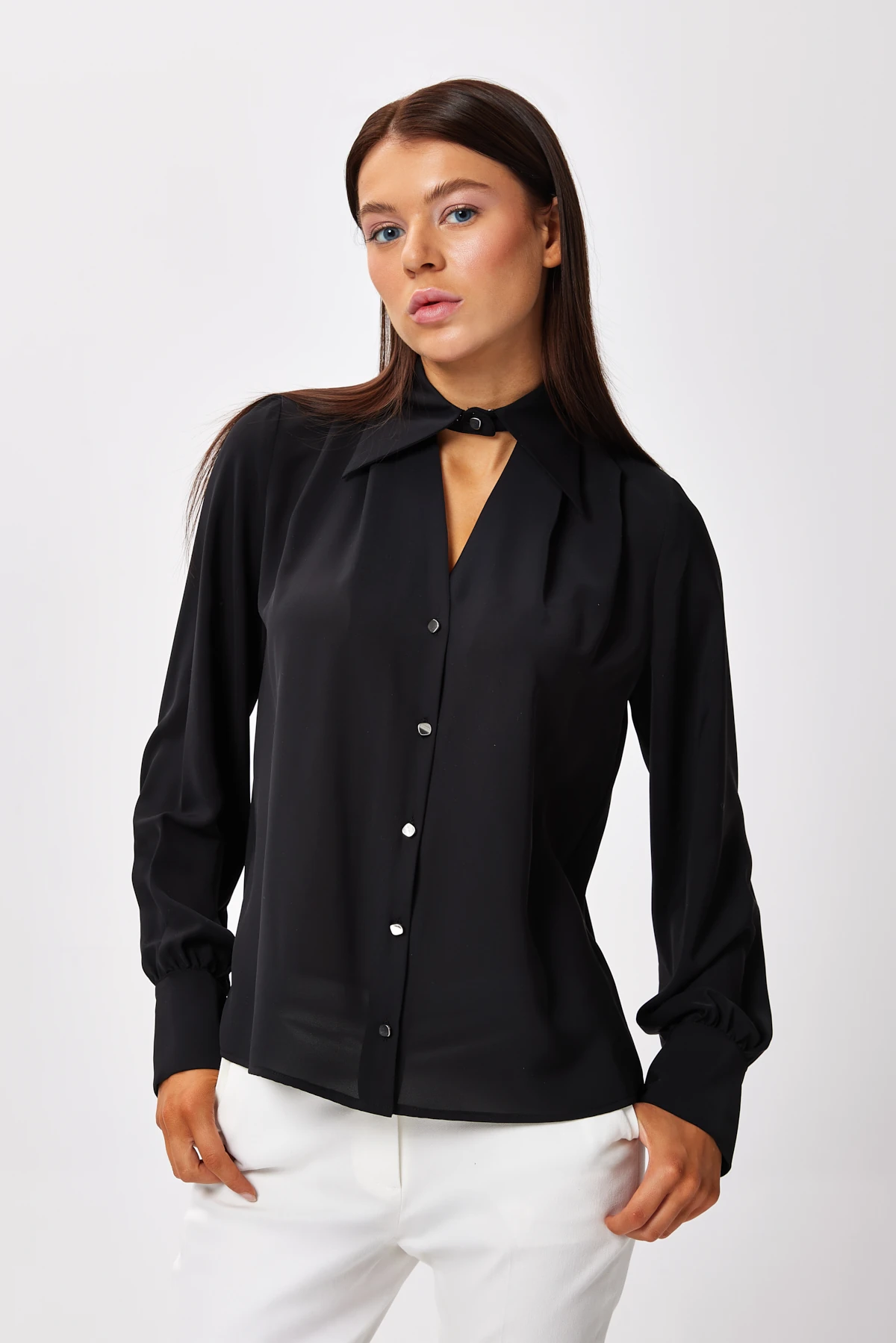 Yaka Detaylı Düğmeli Gömlek - Siyah