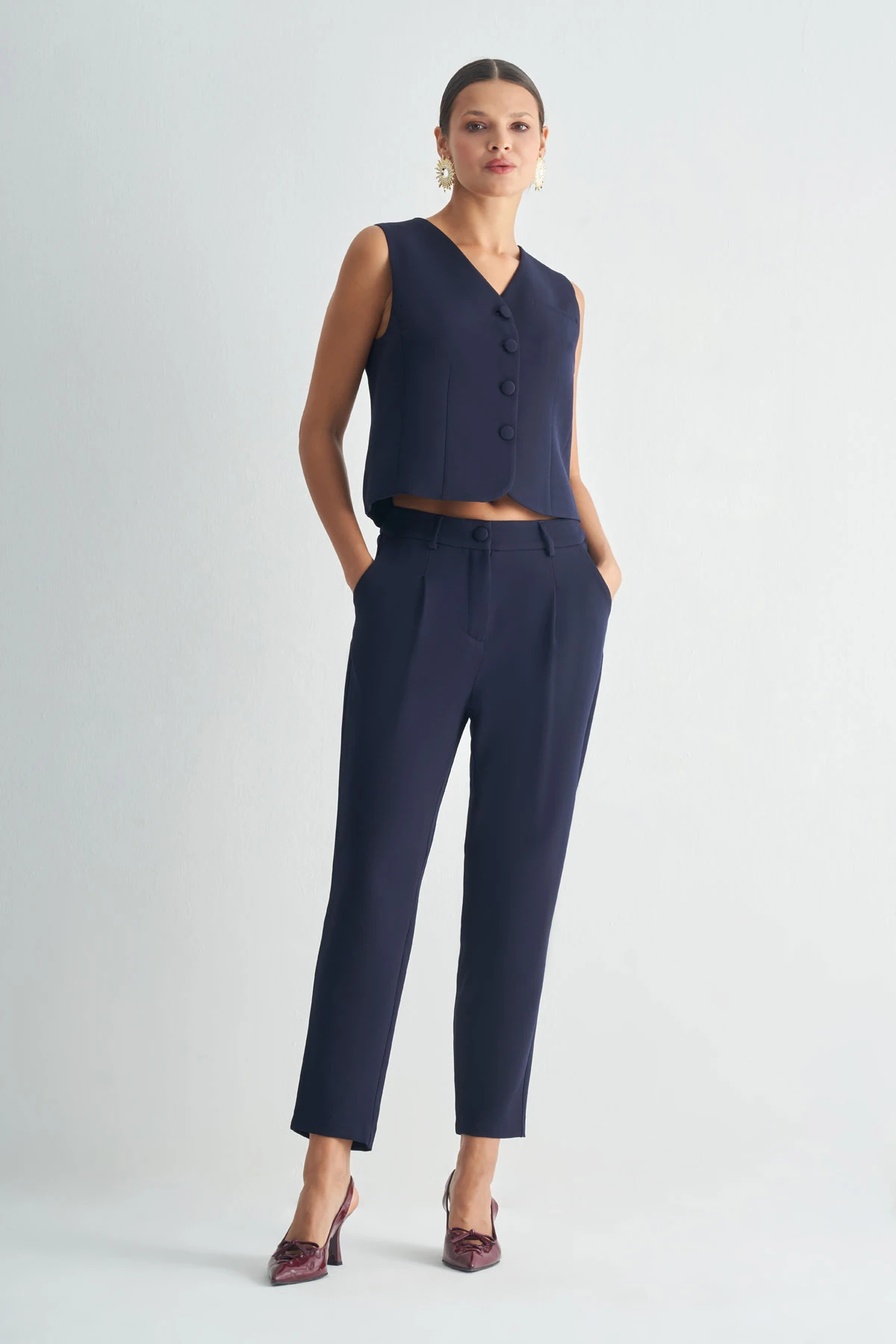 Düğmeli Klasik Yelek – Şık Takım Yeleği - Lacivert