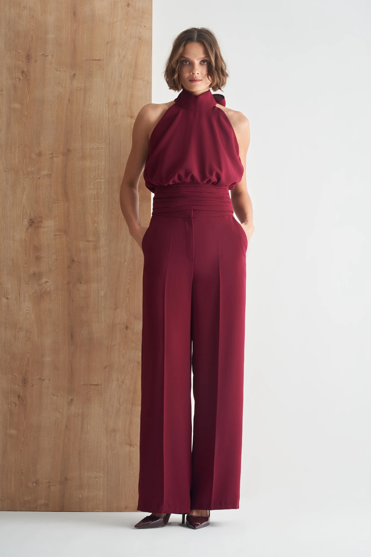 Boyundan Bağlamalı Şık Bluz - bordo