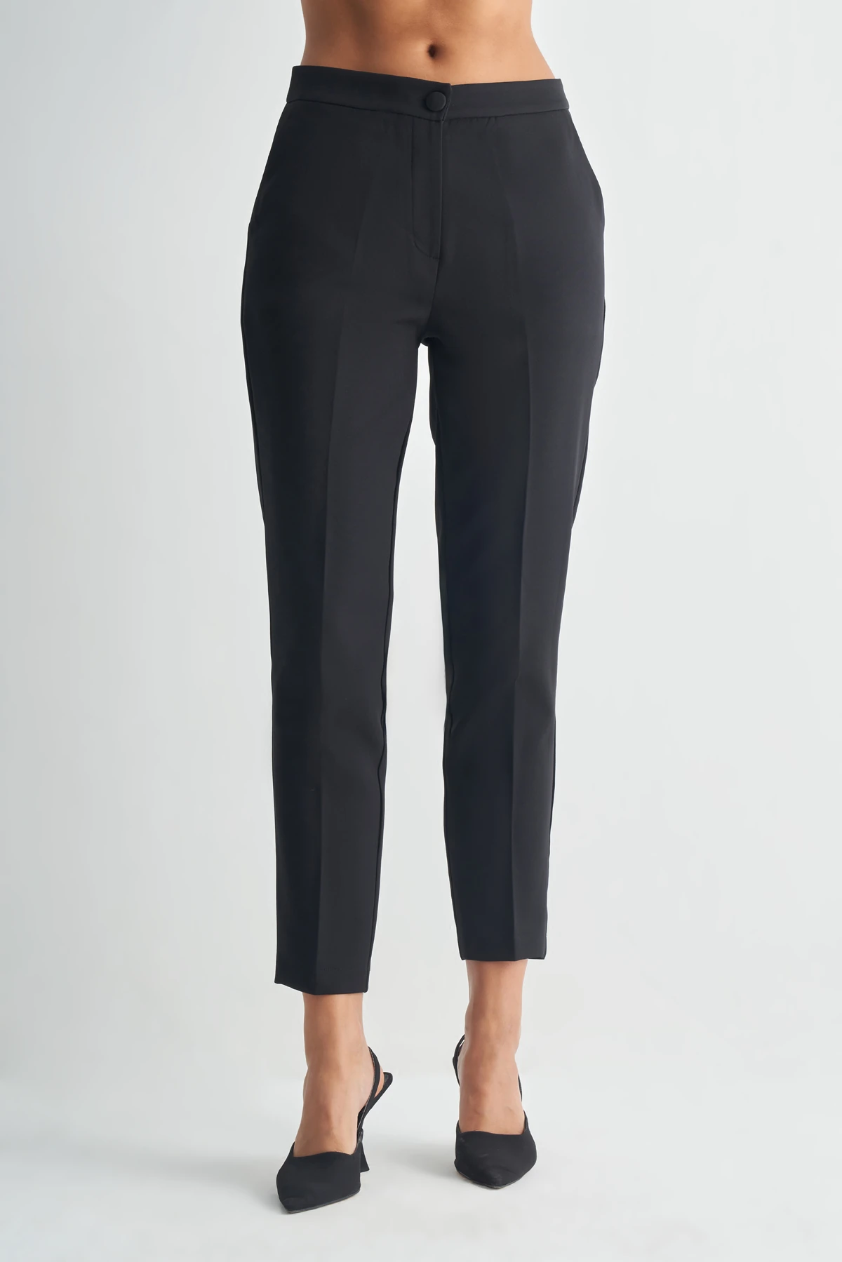 Yüksek Bel Dar Paça Kumaş Pantolon