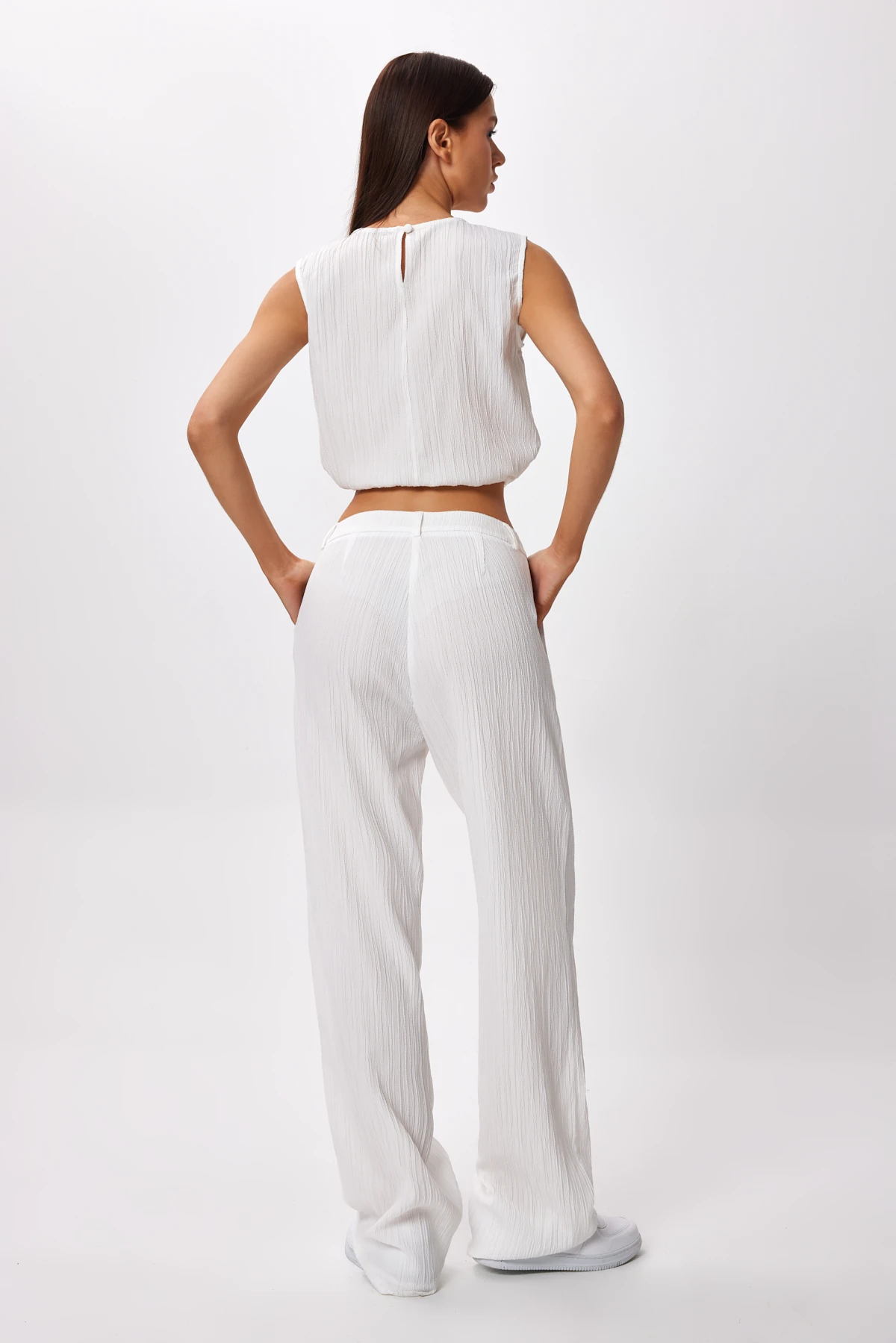 Düz Kesim Pliseli Dokulu Pantolon - ekru