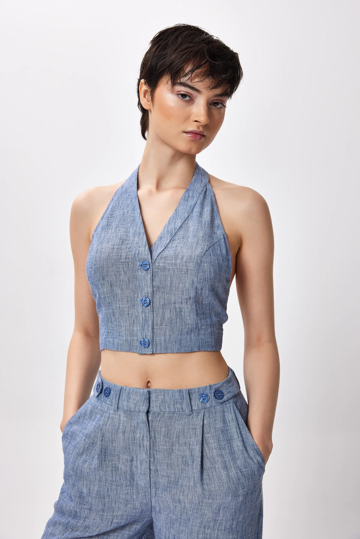 Düğme Detaylı Halter Yaka Crop Bluz - mavi