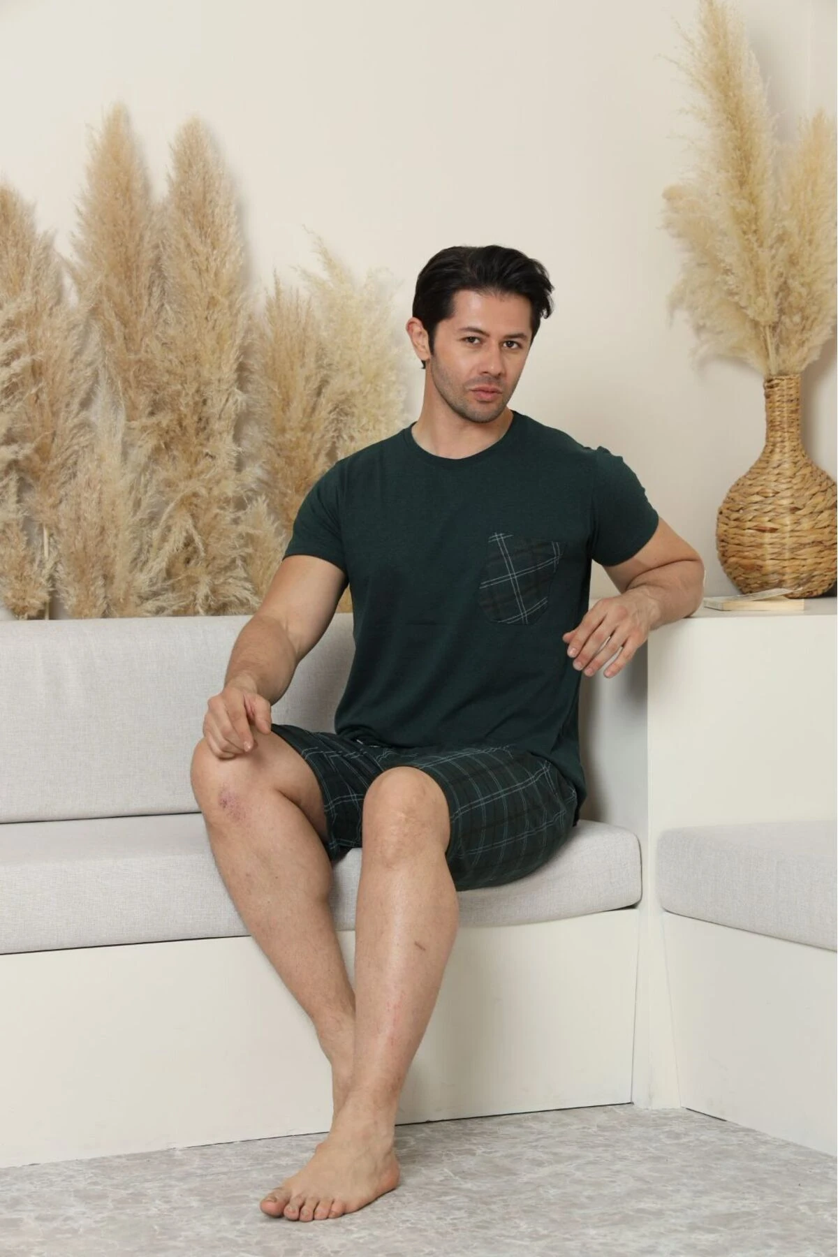 Erkek Kısa Kol Üst Cepli Alt Kapri Pijama Takımı