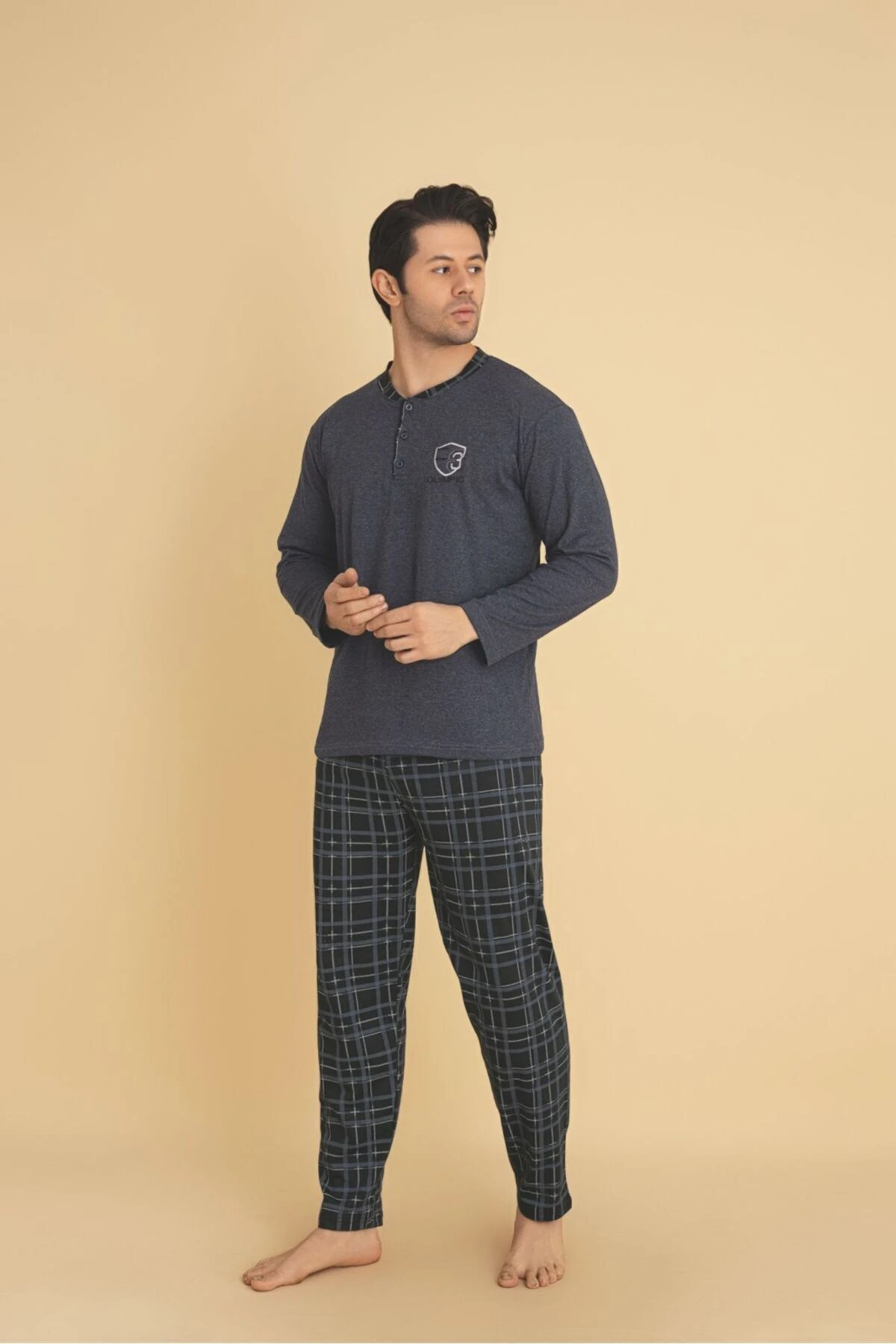 Erkek Alt Kareli Üst Yaka Düğmeli Koyu Gri Pijama Takımı