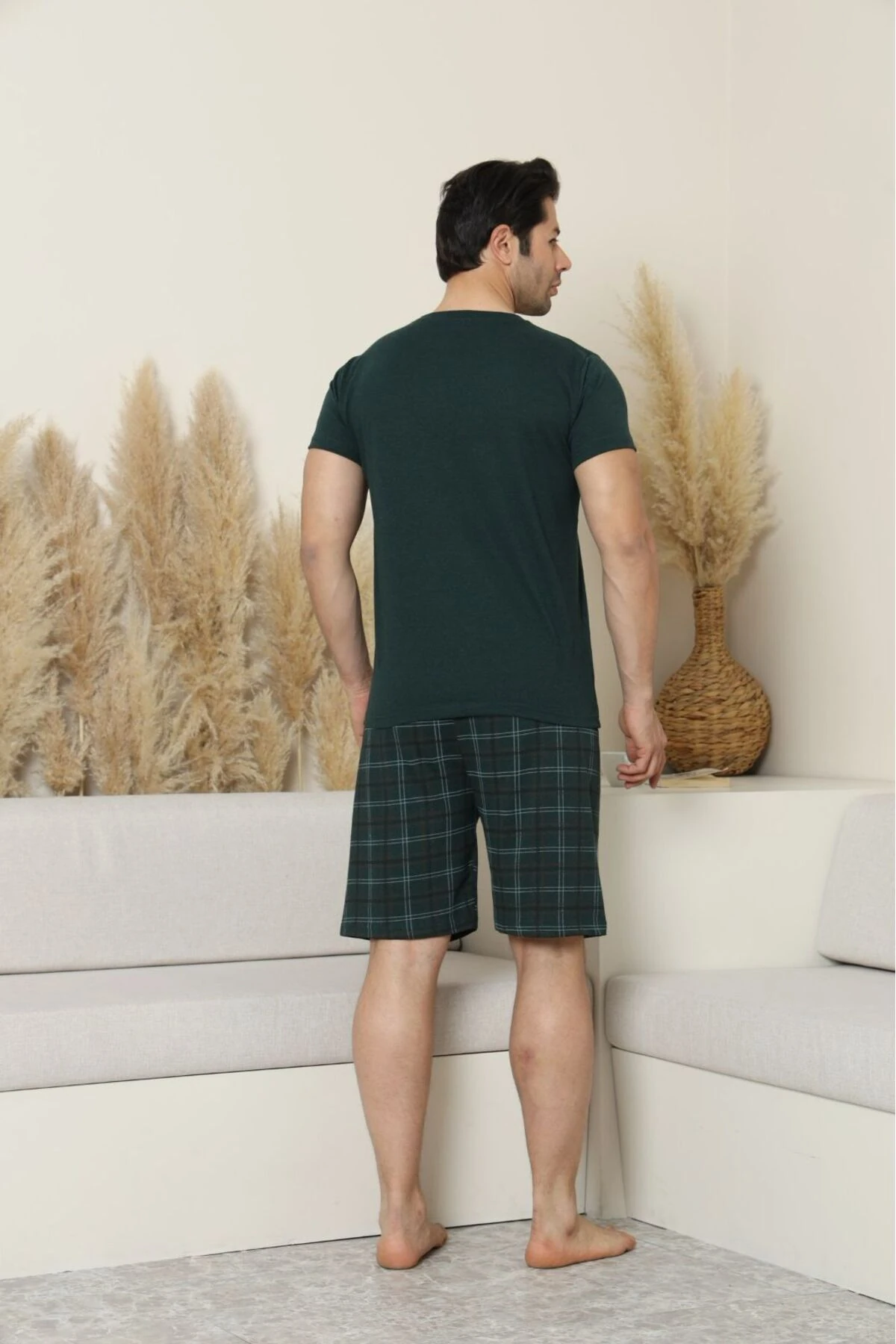 Erkek Kısa Kol Üst Cepli Alt Kapri Pijama Takımı