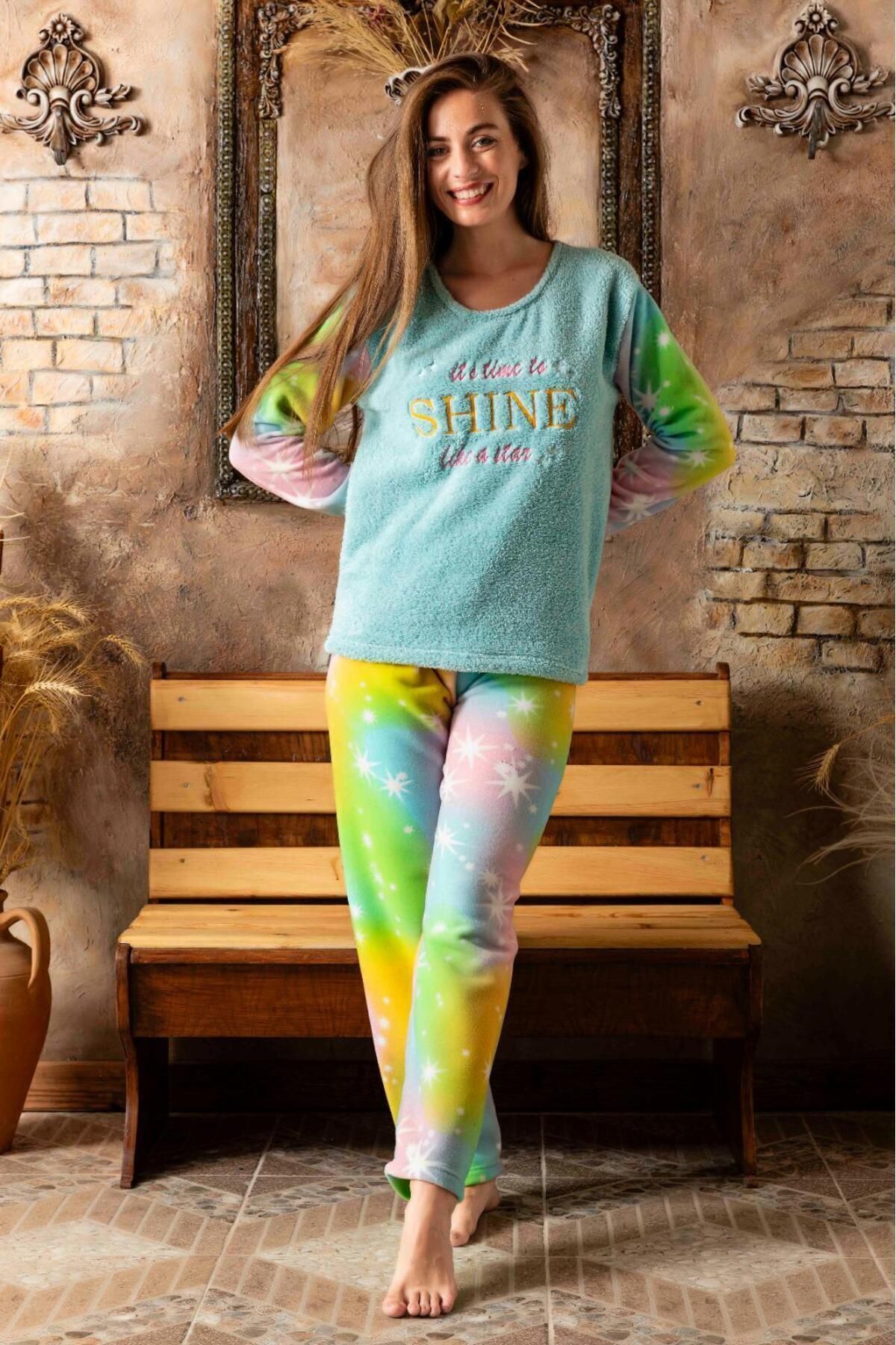 Bayan Gökkuşağı Parıltı Desenli Peluş Pijama Takımı