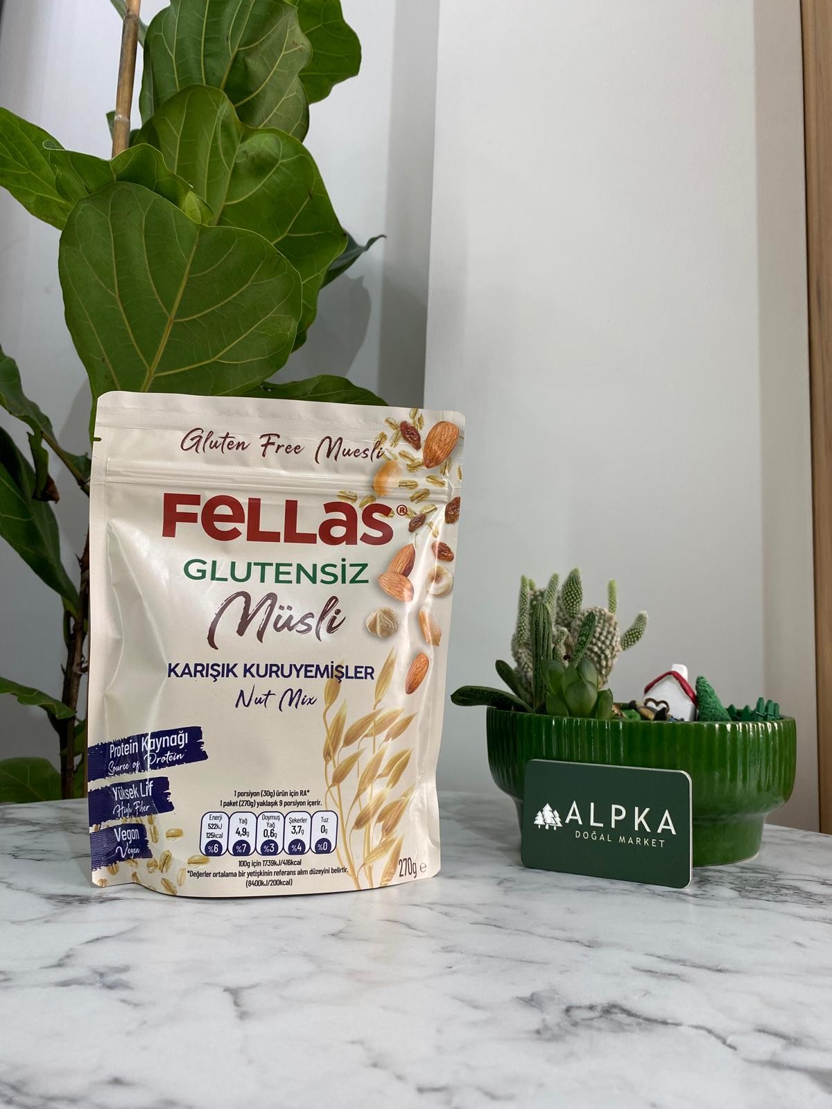 FELLAS - GLUTENSİZ KARIŞIK KURUYEMİŞLİ MÜSLİ