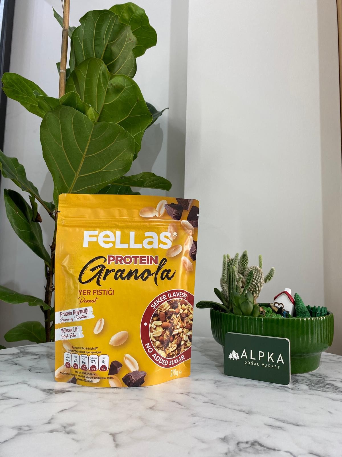 FELLAS - YER FISTIĞI PROTEİN GRANOLA