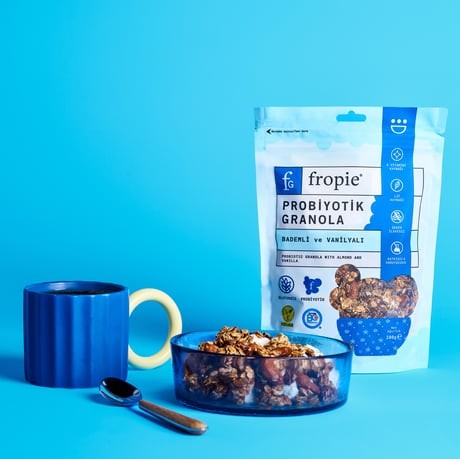 FROPİE - GLUTENSİZ BADEMLİ VE VANİLYALI PROBİYOTİK GRANOLA