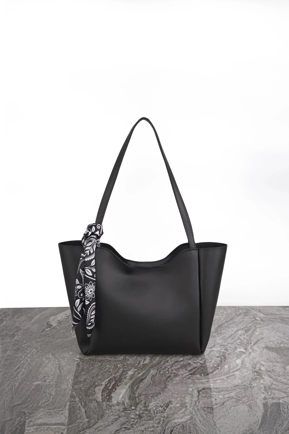 Elena Siyah Mat Fermuar Detaylı Kadın Omuz Çantası