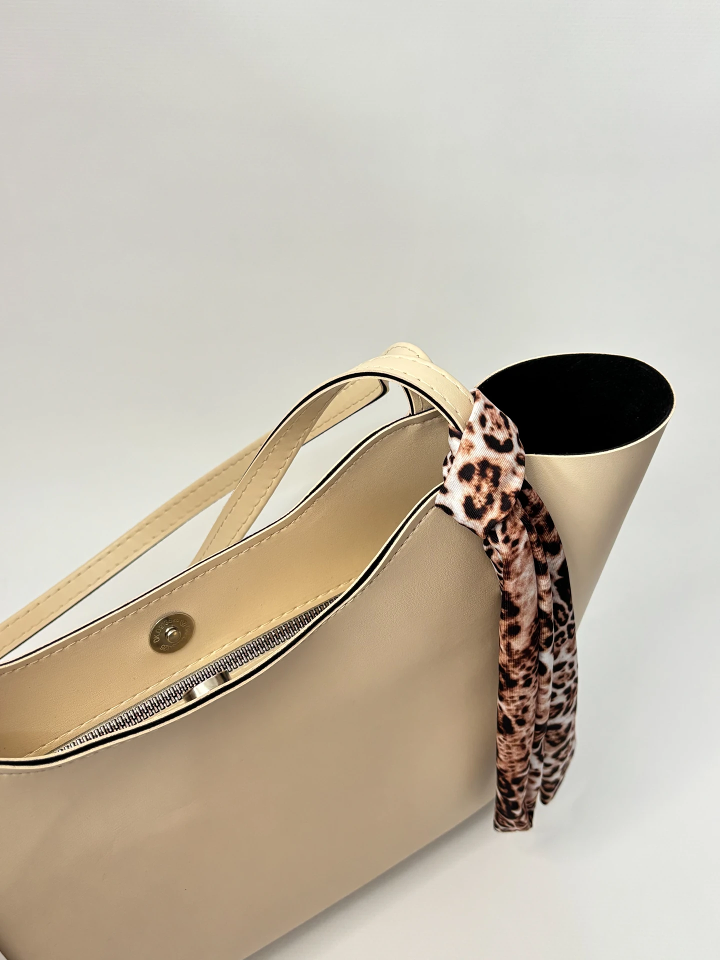 Elena Bej Mat Fermuar Detaylı Kadın Omuz Çantası