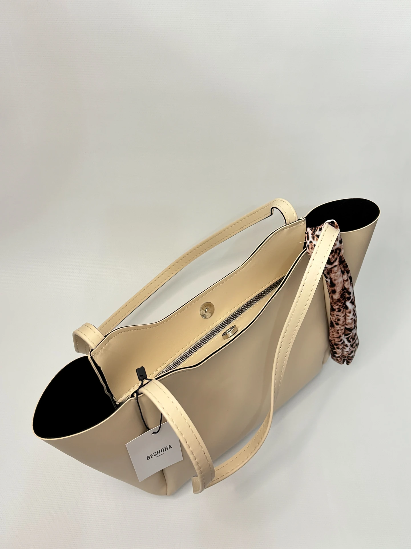 Elena Bej Mat Fermuar Detaylı Kadın Omuz Çantası