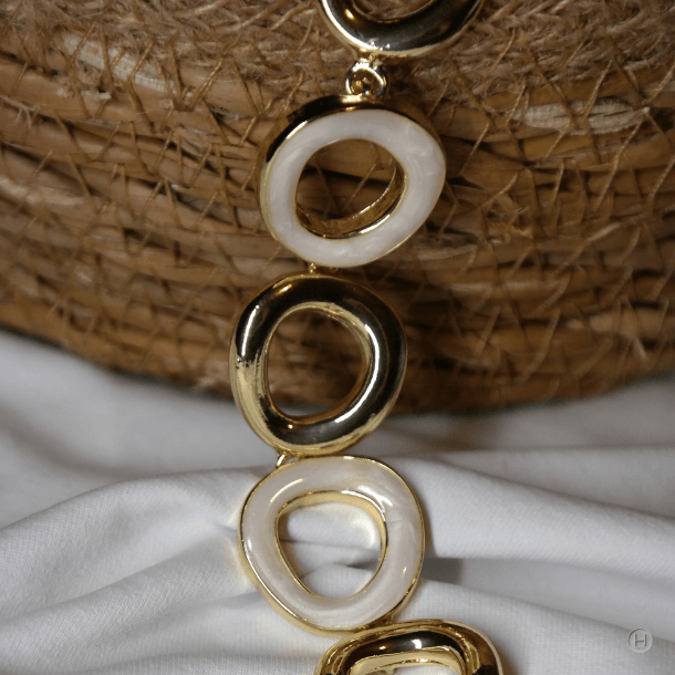 BEYAZ FORMLU HALKA GOLD BİLEKLİK