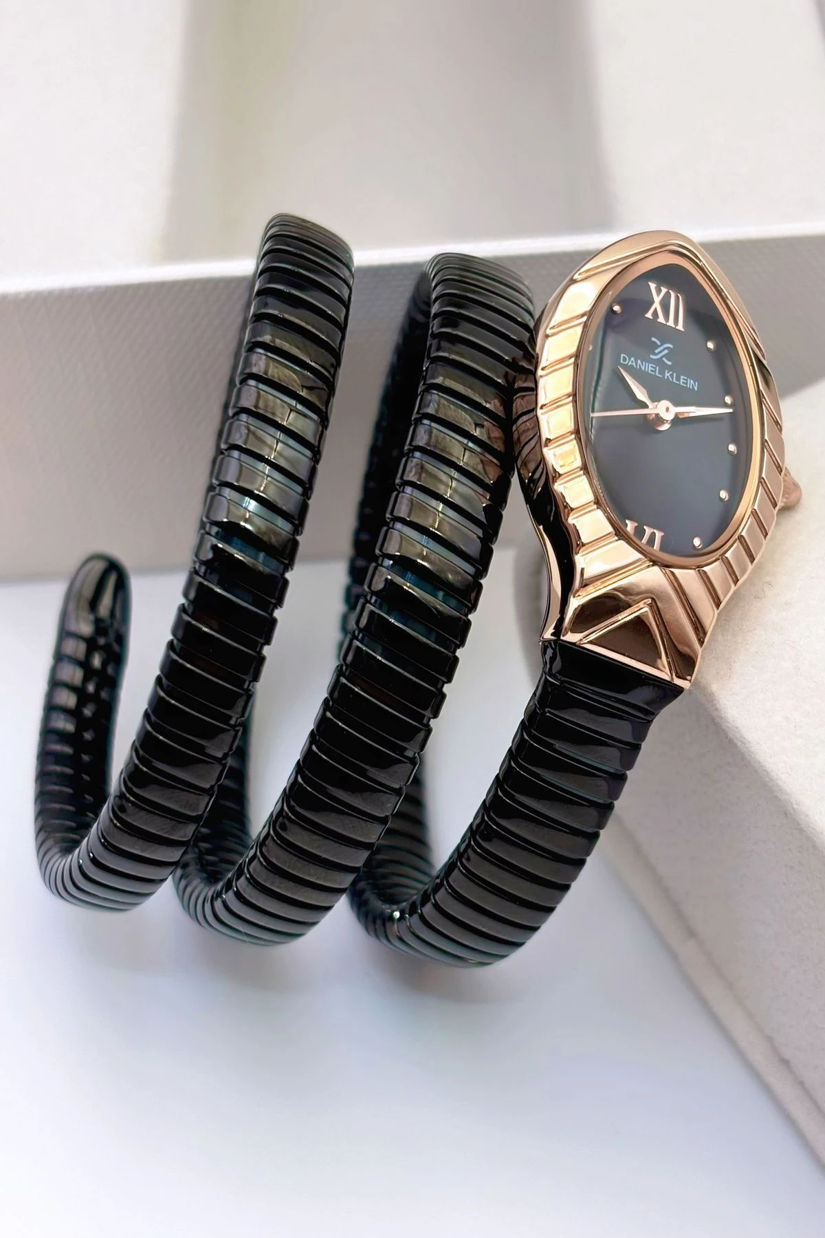 Çelik Kordon Kadın Kol Saati+ Bileklik