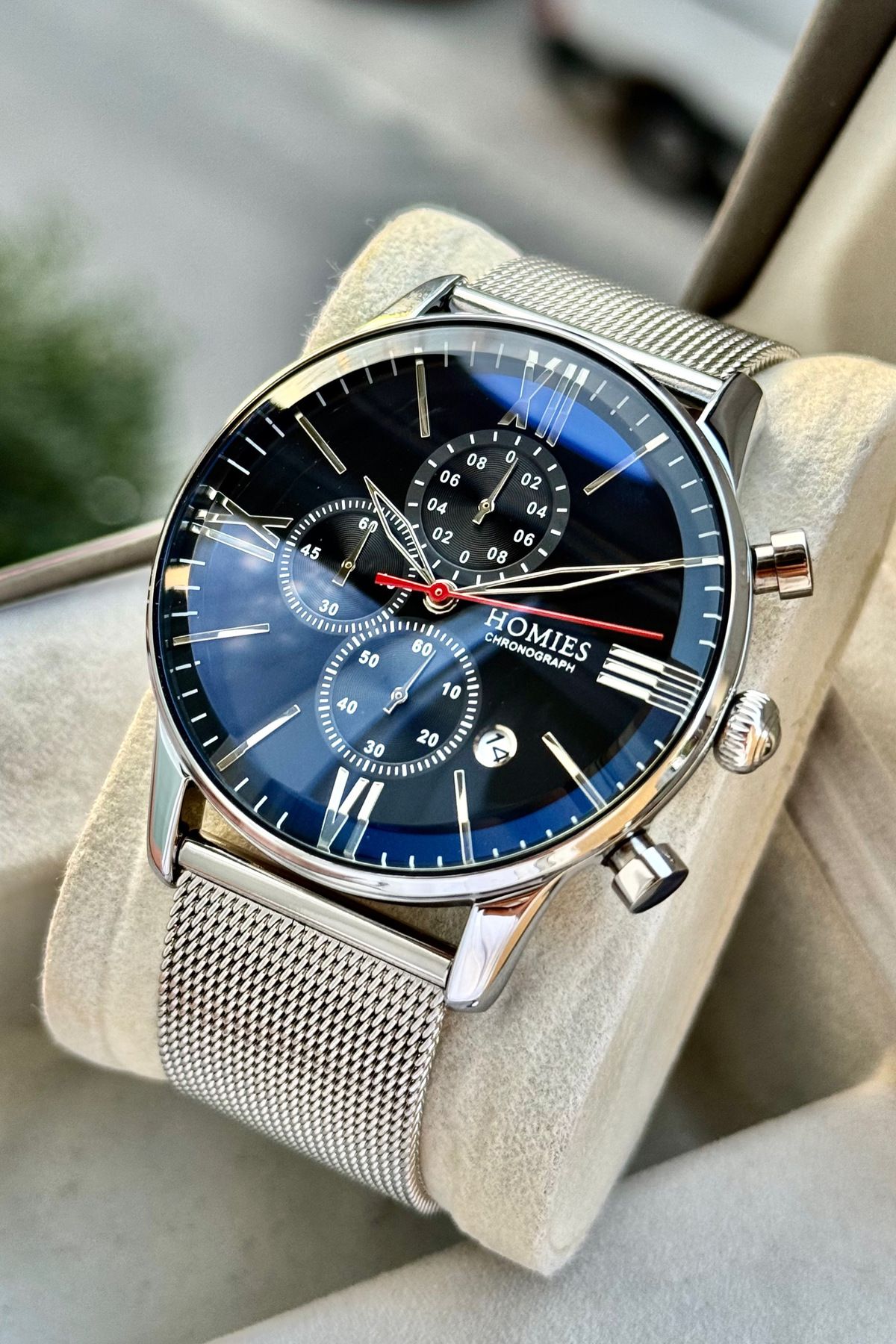 ERKEK KOL SAATİ GÜMÜŞ RENK ORJİNAL PASLANMAZ ÇELİK HASIR KORDON HEDİYELİ KUTUSU VE BİLEKLİK.