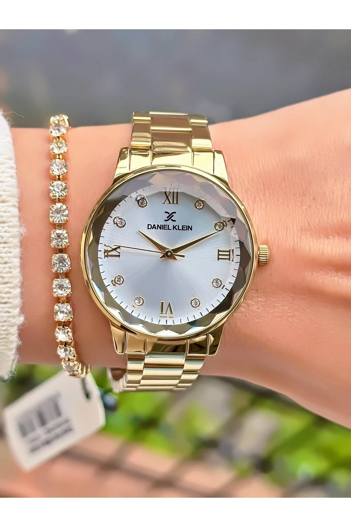 Çelik Kordon Kadın Kol Saati+ Bileklik