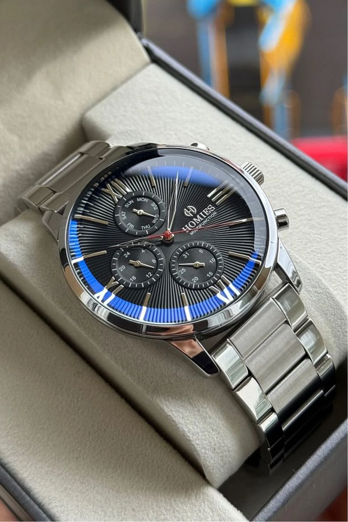 ERKEK KOL SAATİ ORJİNAL HEDİYELİK KUTUSU VE BİLEKLİK HEDİYELİ TÜM FOKSİYONLARI ÇALIŞIR.HMSHF746485