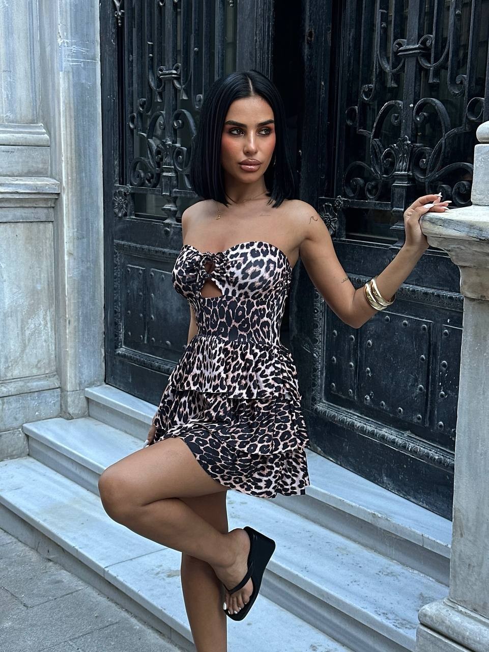 Leopar Desenli Volanlı Mini Elbise