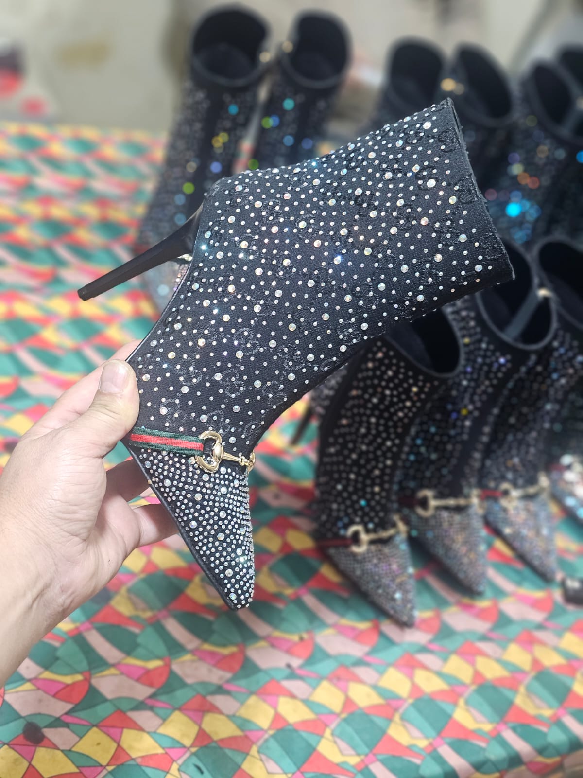 İthal Gucci Taş Detaylı Topuklu Bot