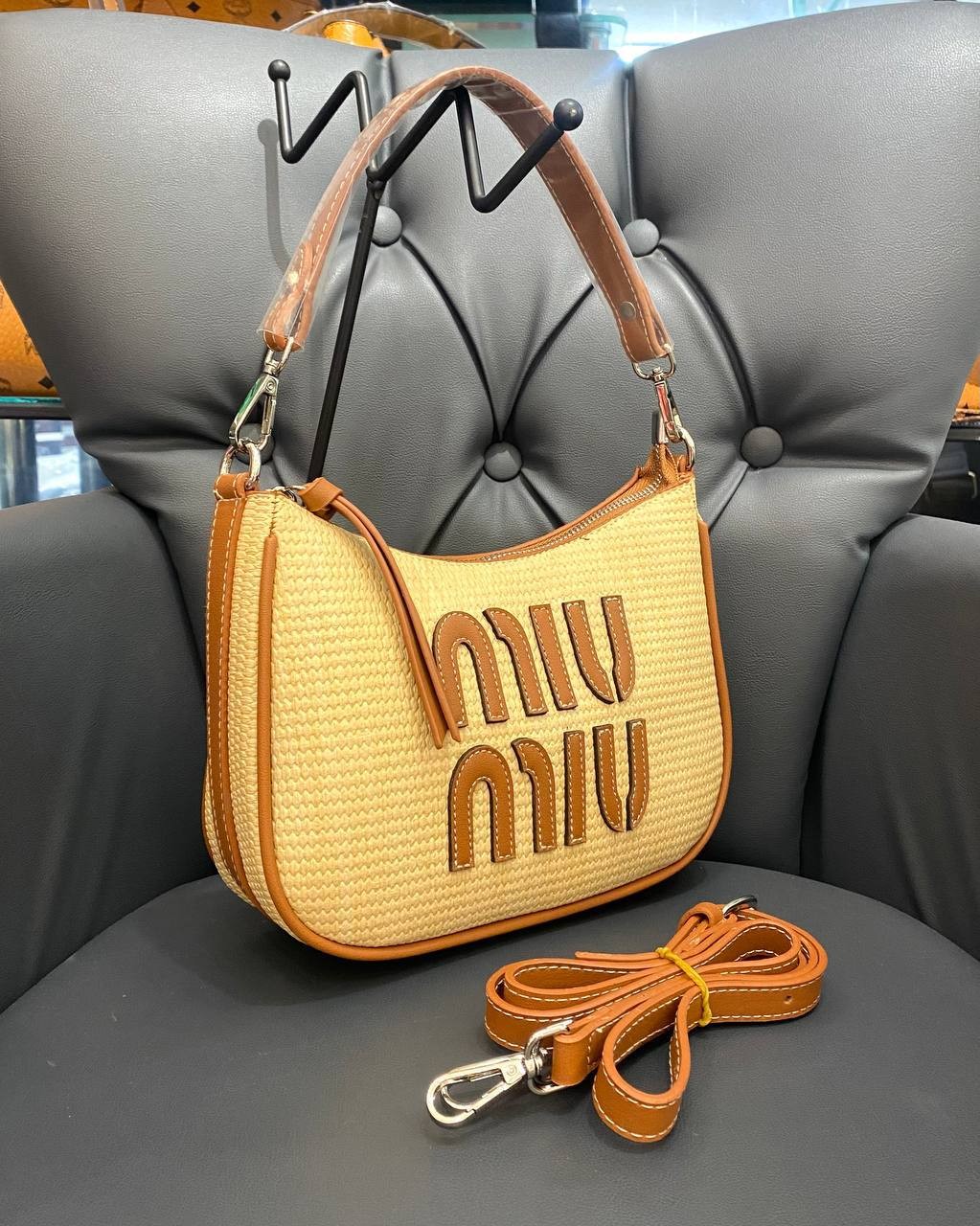 Miu Miu Hasır Çanta