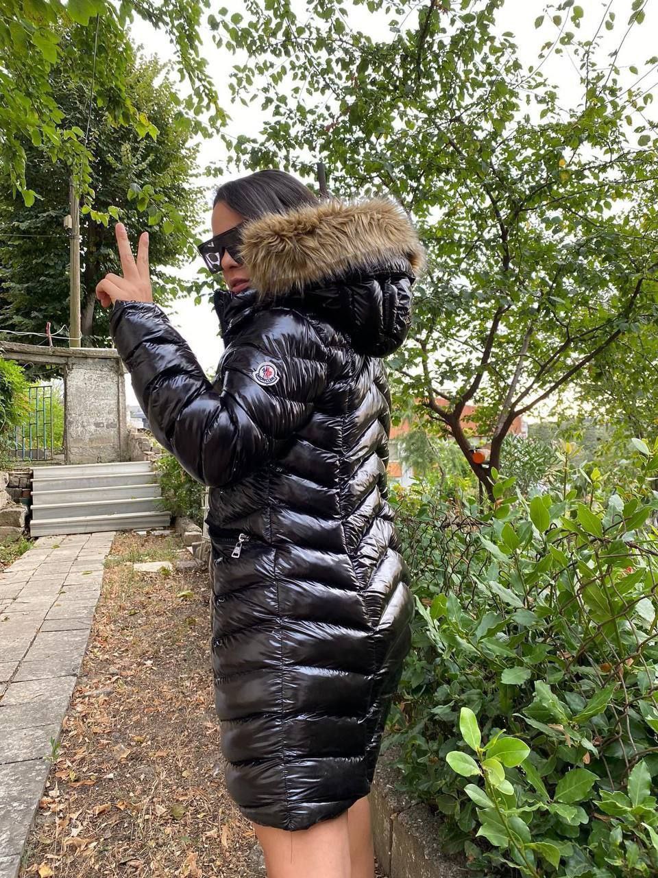 İthal Moncler Uzun Parlak Mont