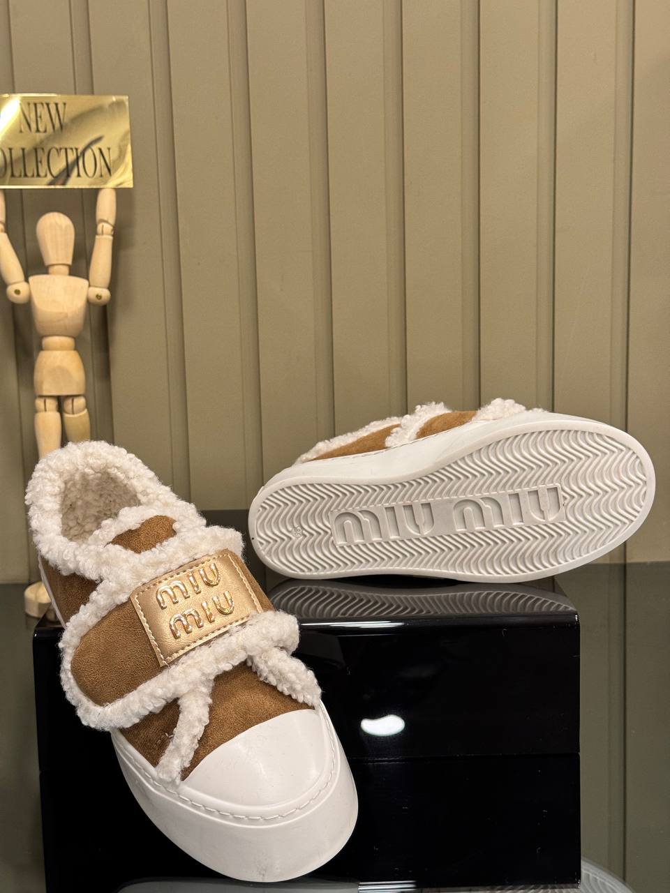 İthal Miu Miu Peluş Detaylı Ayakkabı