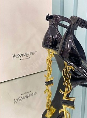Saint Laurent Açık Topuklu Ayakkabı