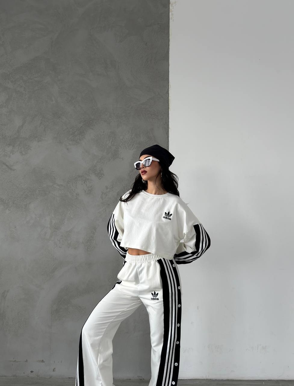 Adidas Penye Takım Yan Şerit Detaylı Spor Takım Orjinal Görseldir.