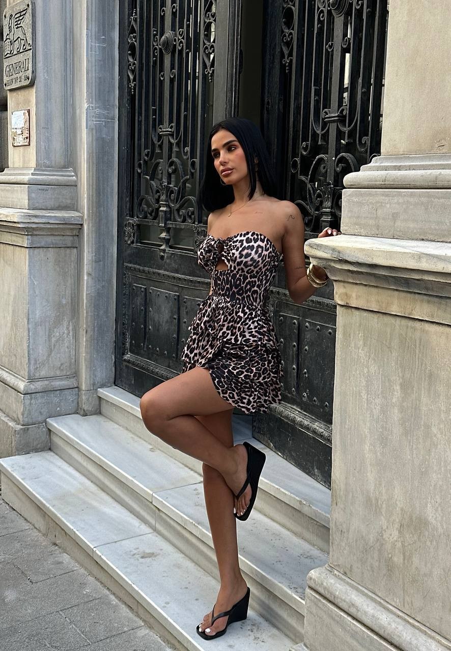 Leopar Desenli Volanlı Mini Elbise