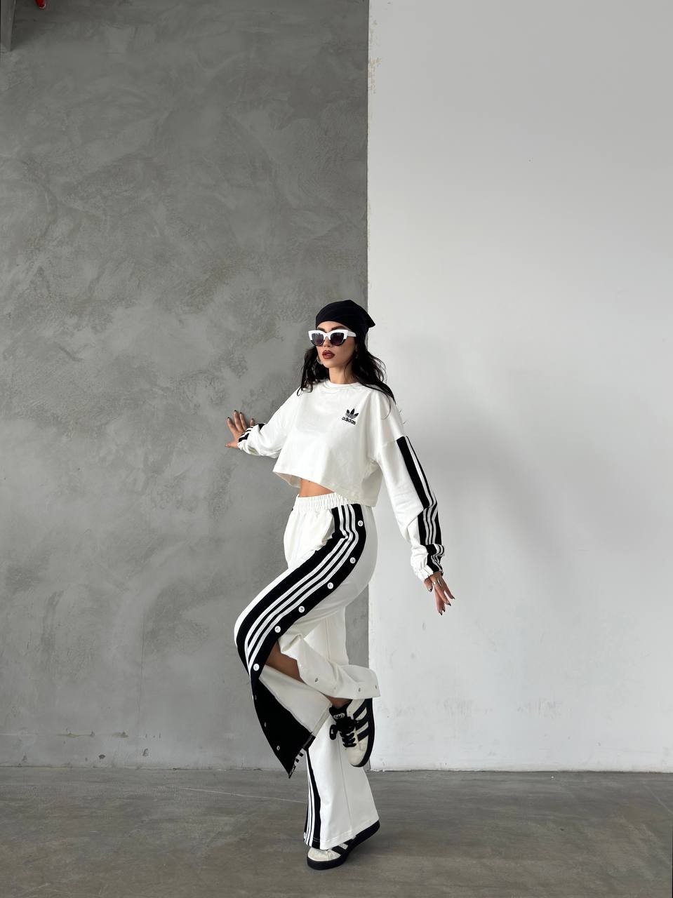 Adidas Penye Takım Yan Şerit Detaylı Spor Takım Orjinal Görseldir.