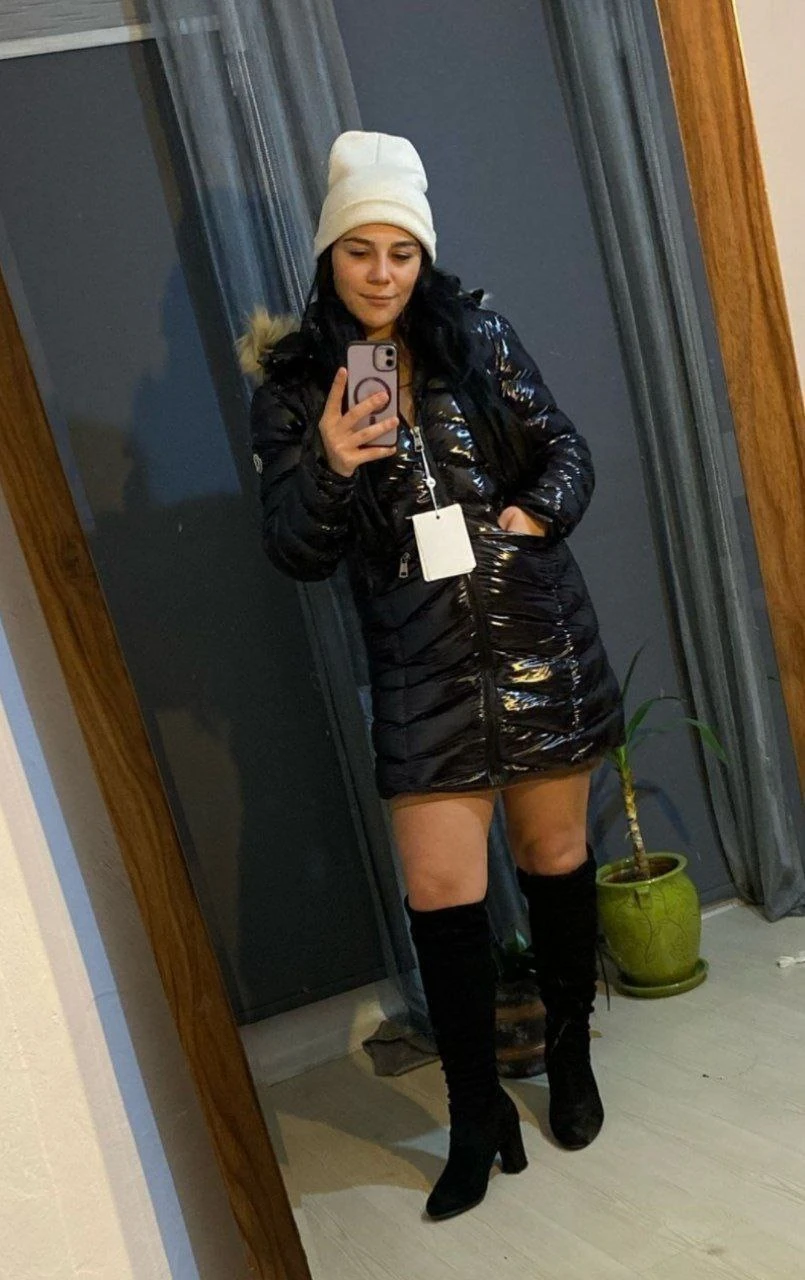 İthal Moncler Uzun Parlak Mont