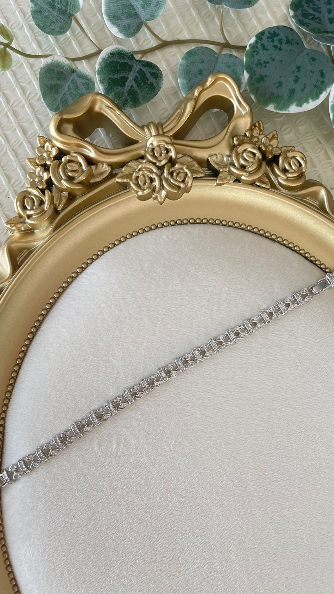 Vip Gümüş Renk Ful Taşlı Bileklik