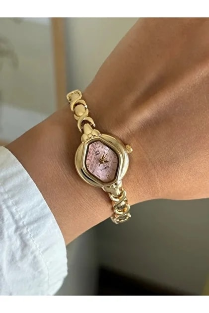 Meffa Minimal Vintage Model Kadın Kol Saati Gold (Pembe Kadran)


